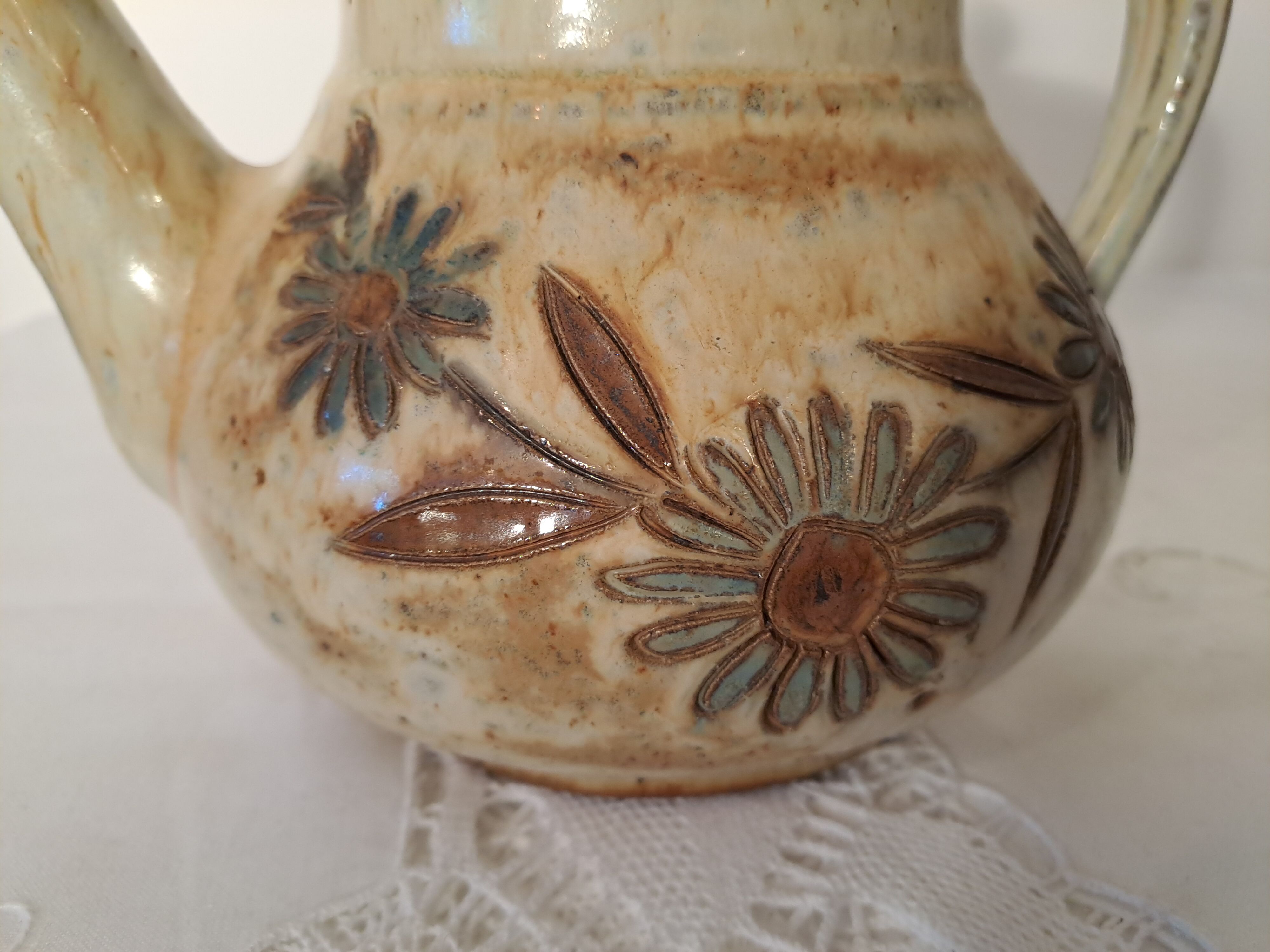 Teapot in Bouffioulx stoneware