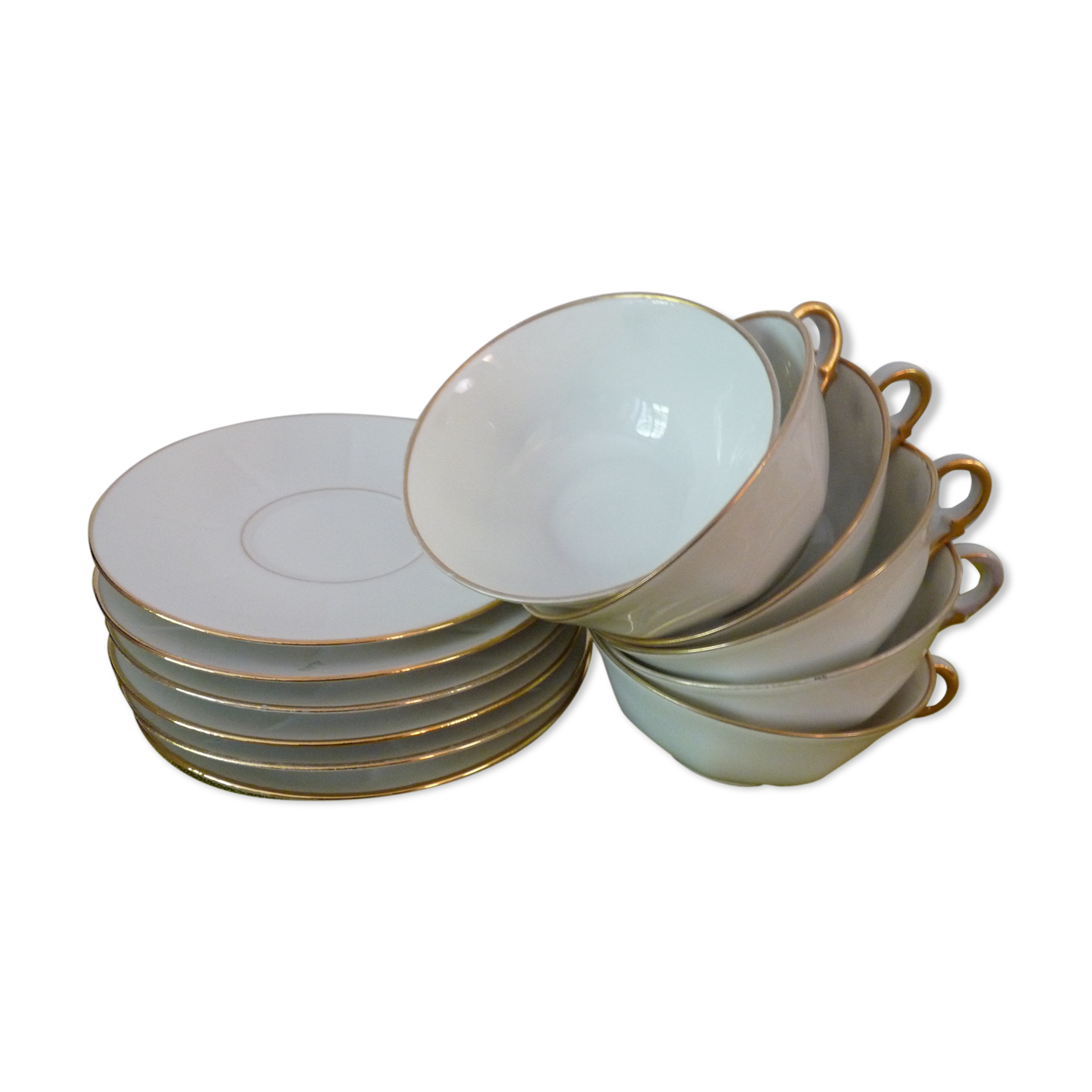 6 cups and white porcelain cups of Limoges
