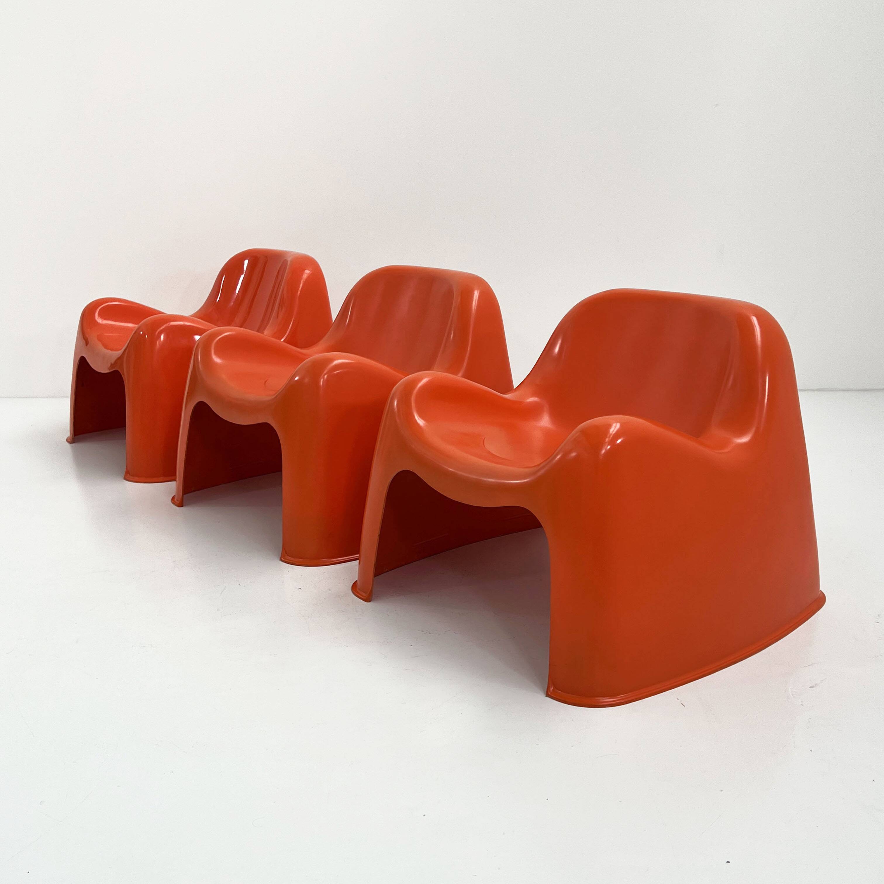 Fauteuil Toga orange par Sergio Mazza pour Artemide, 1960