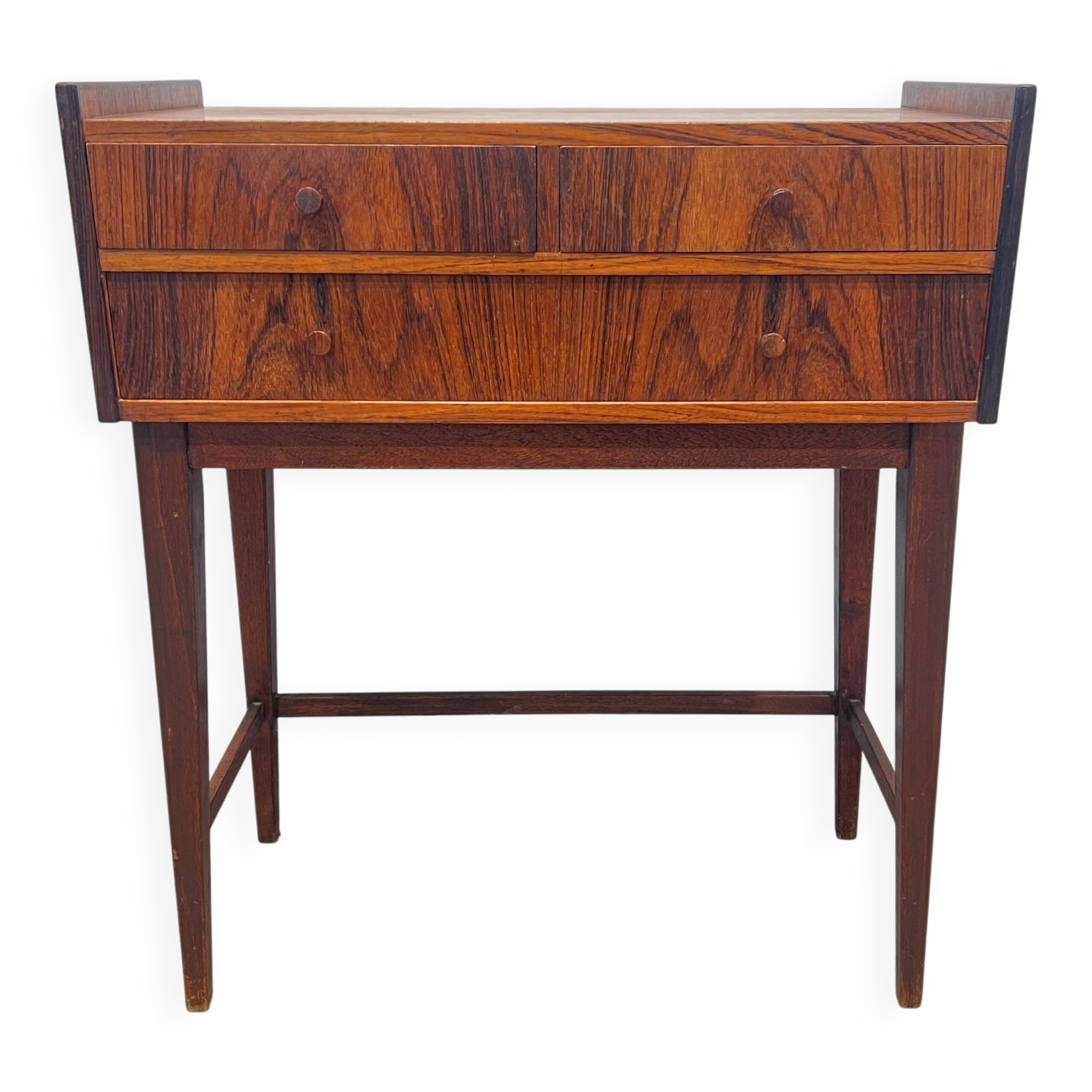 3-drawer commode in Rio rosewood, origin Denmark.