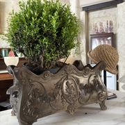 Grande jardinière en fonte