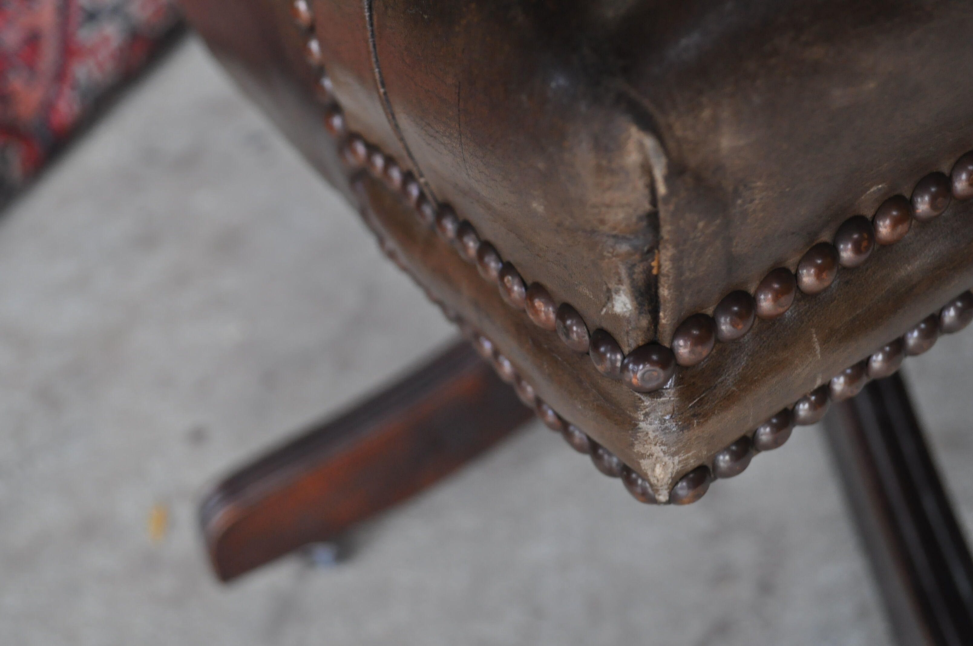 Chesterfield-style office chair