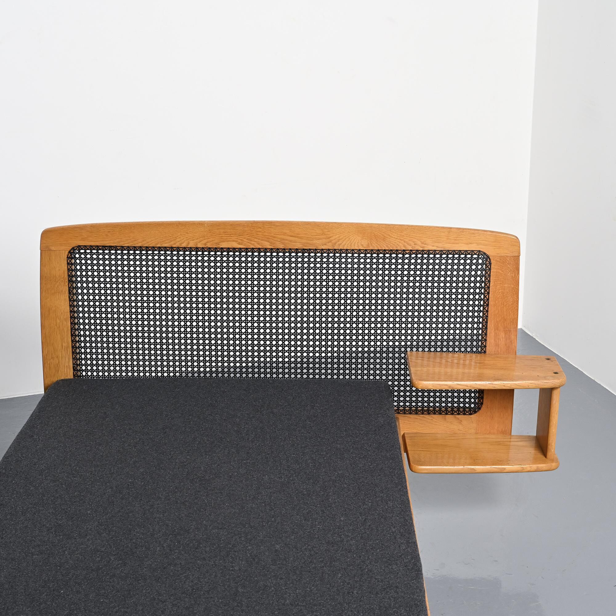 Lit par Roger Landault pour Ligne Roset, France, circa 1965