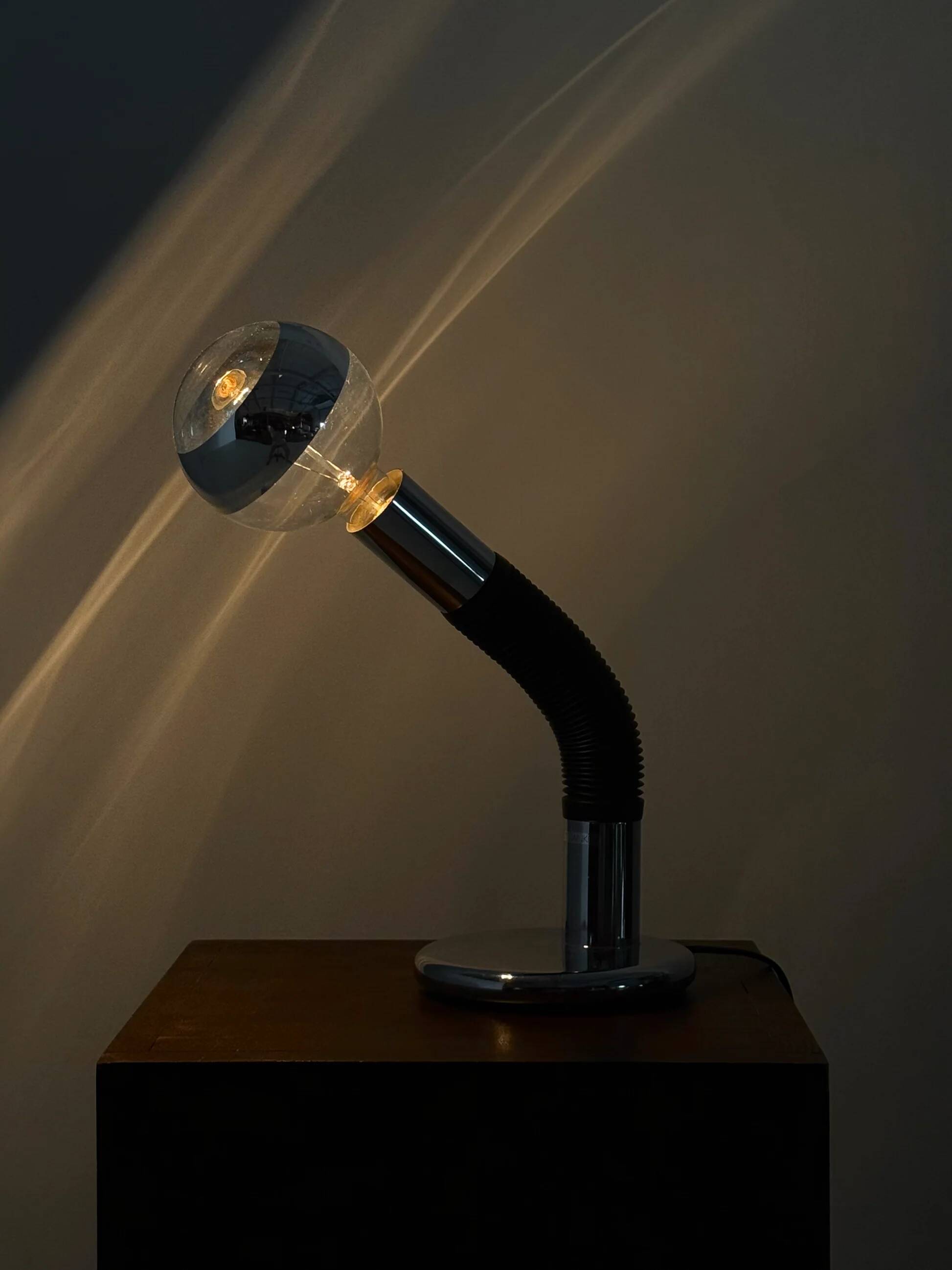 Table lamp Elbow by Bellini for Targetti Sankey