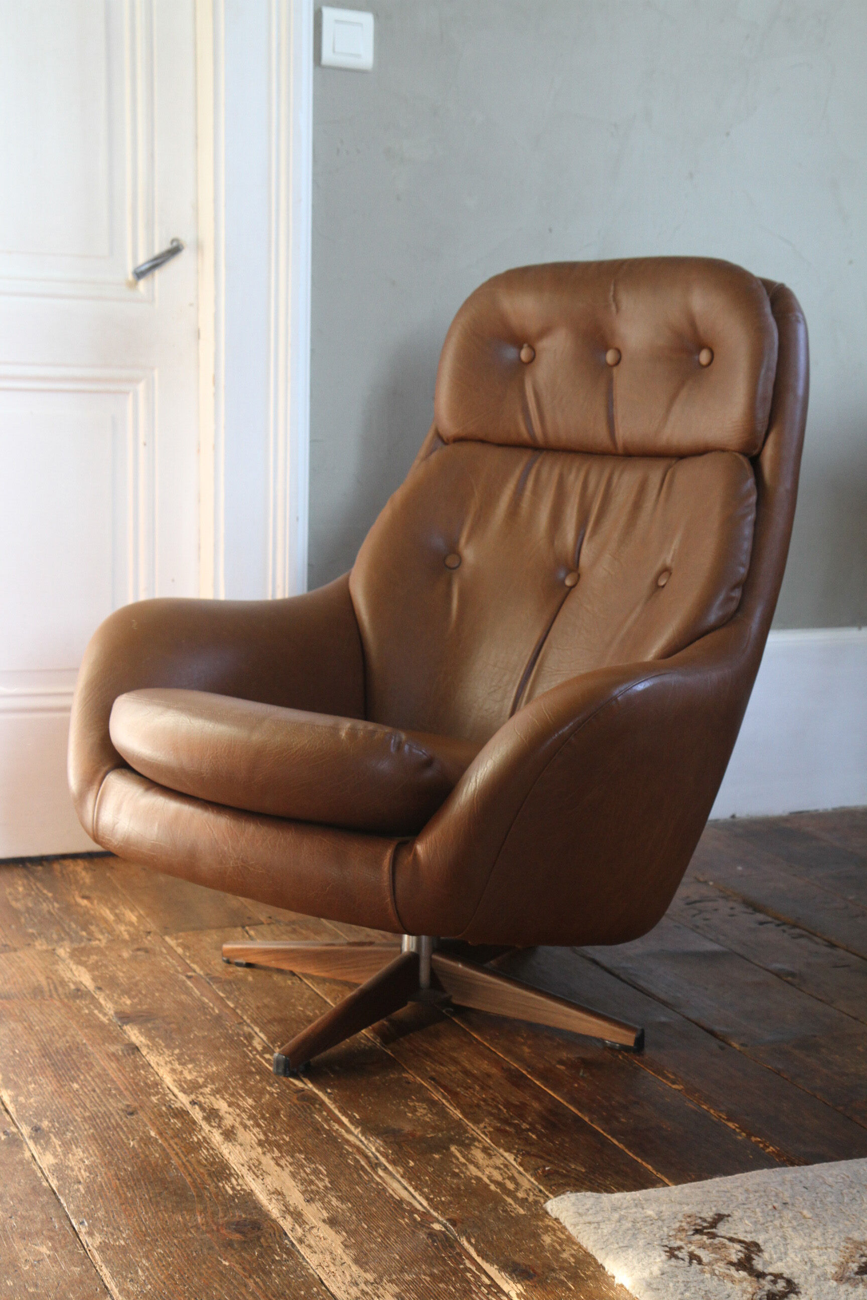 Swedfurn swivel chair from the 1960s