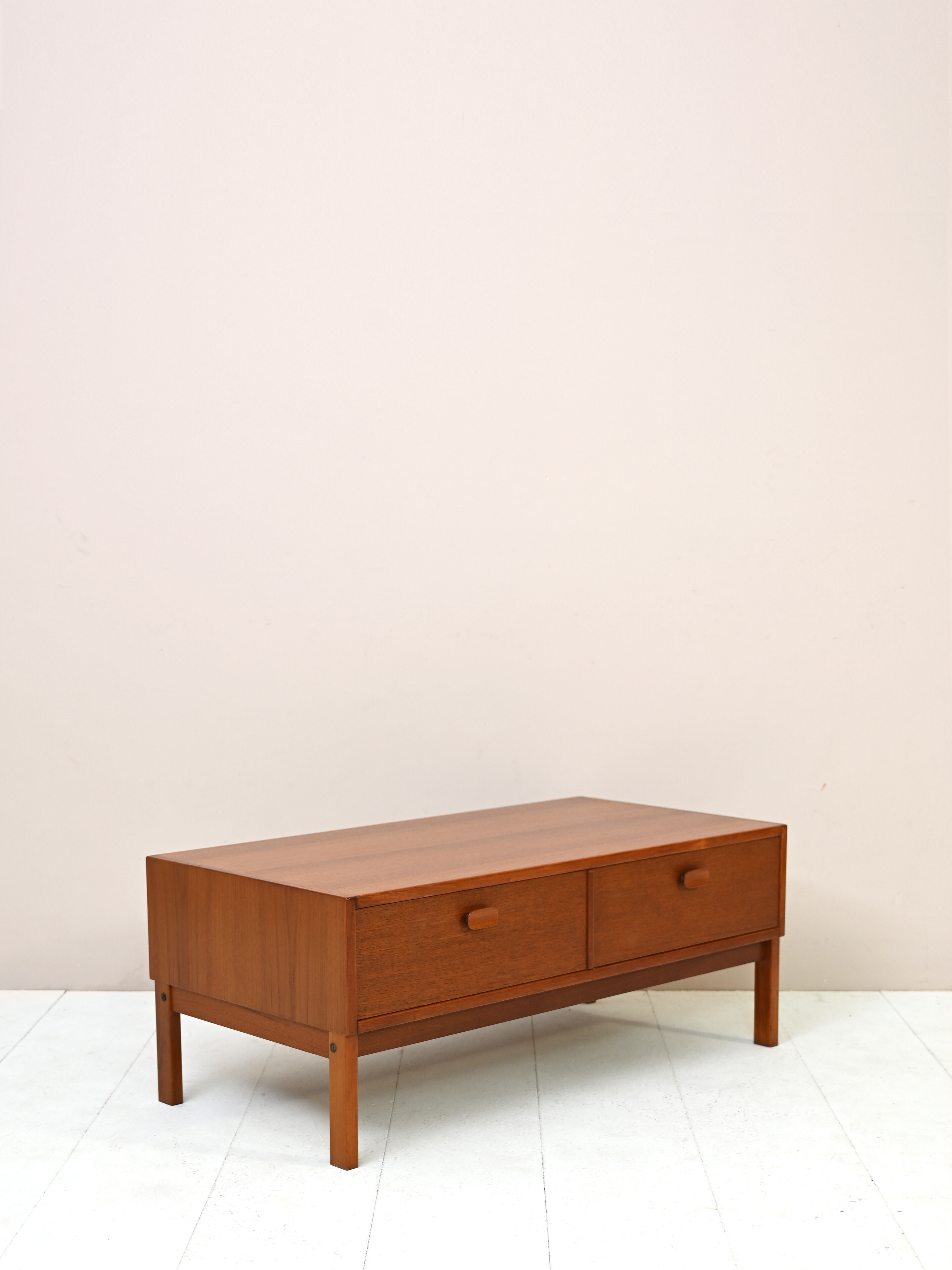 Vintage TV cabinet manufactured by Ulferts