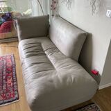 Byte Roche Bobois daybed light gray