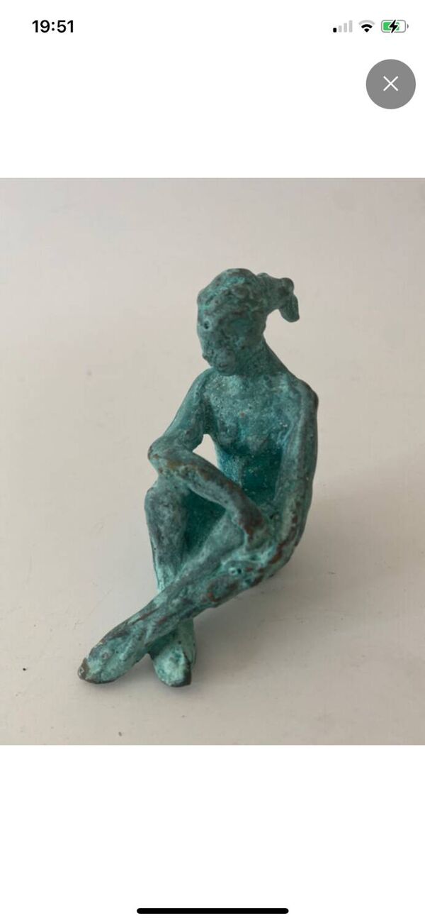 Femme assise - bronze original d’art