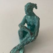 Femme assise - bronze original d’art