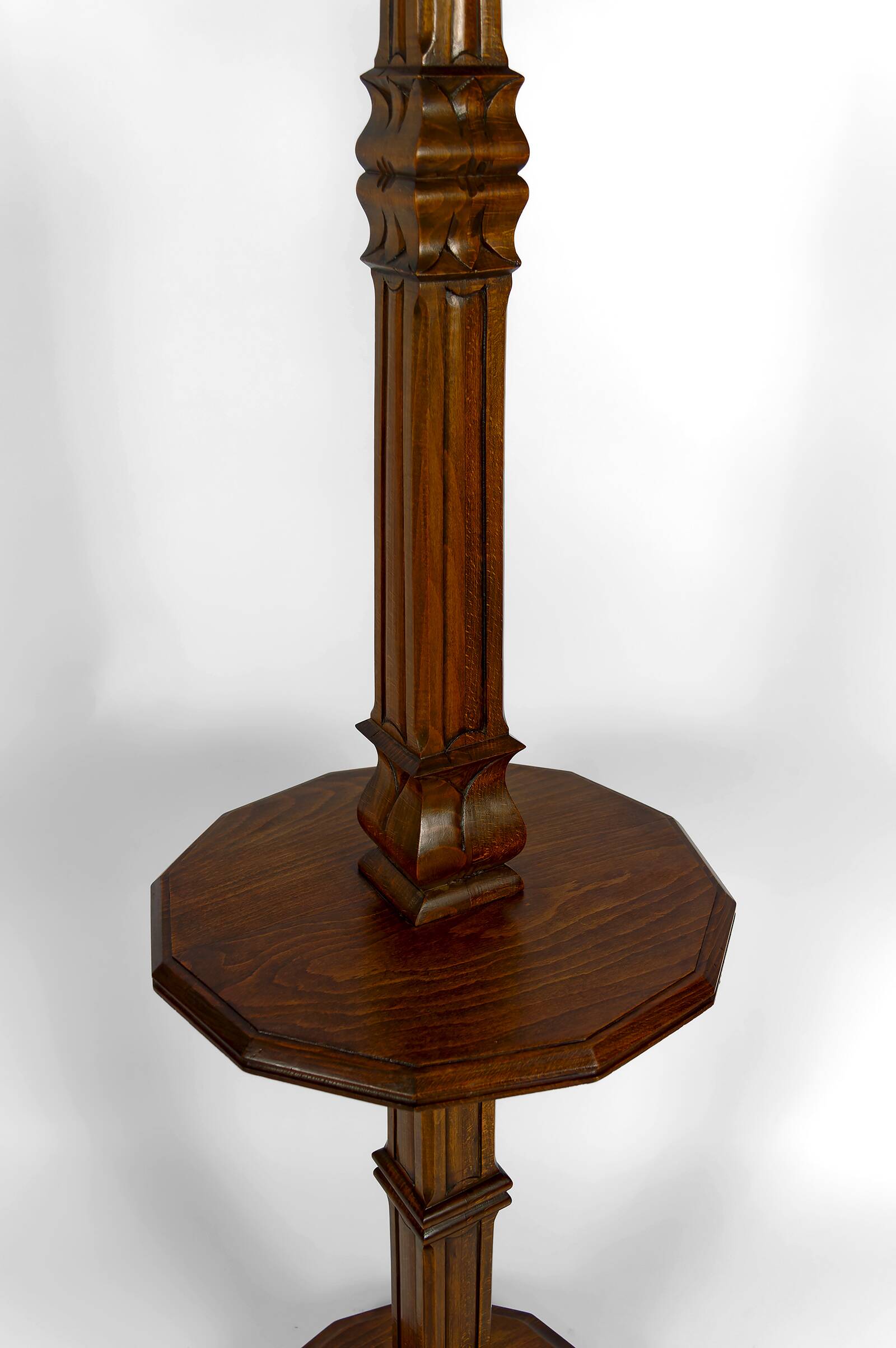Important lampadaire arts & crafts, circa 1920