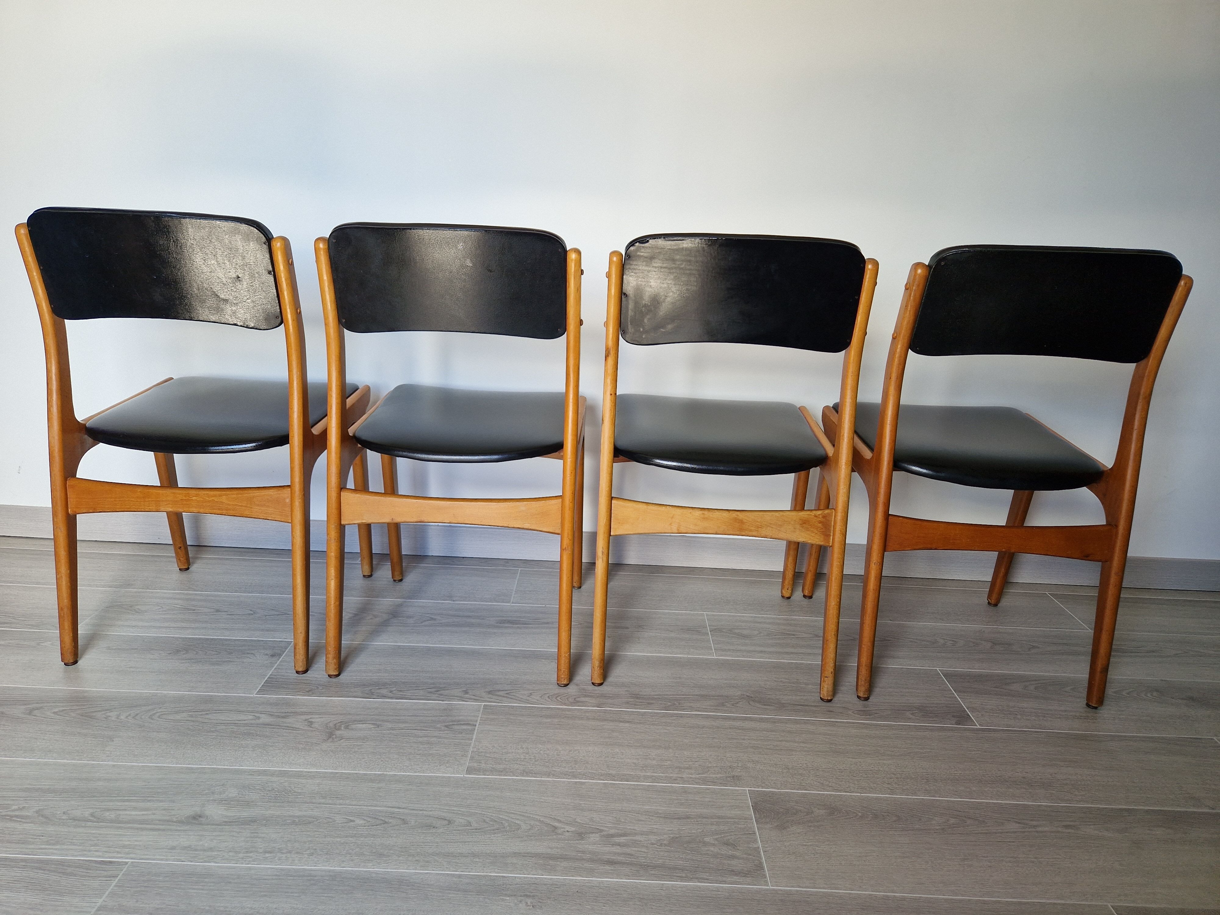 Ensemble de 4 chaises scandinaves vintage