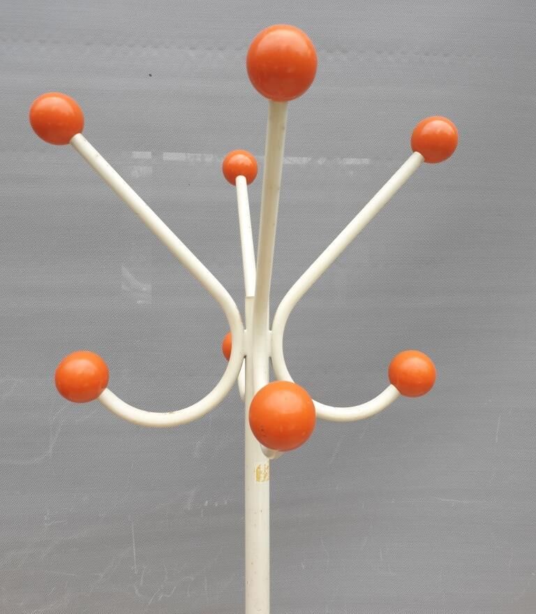 Rotating coat racks 8 balls orange casimir 1970