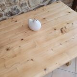 Farmhouse table