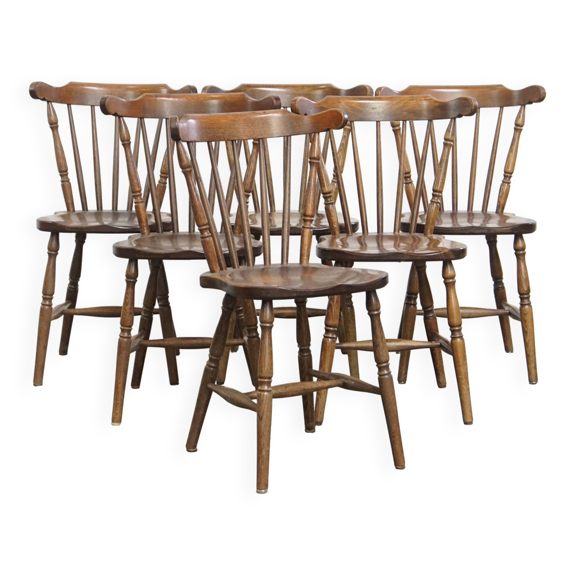 Ensemble de 6 chaises à fuseaux en bois antiques