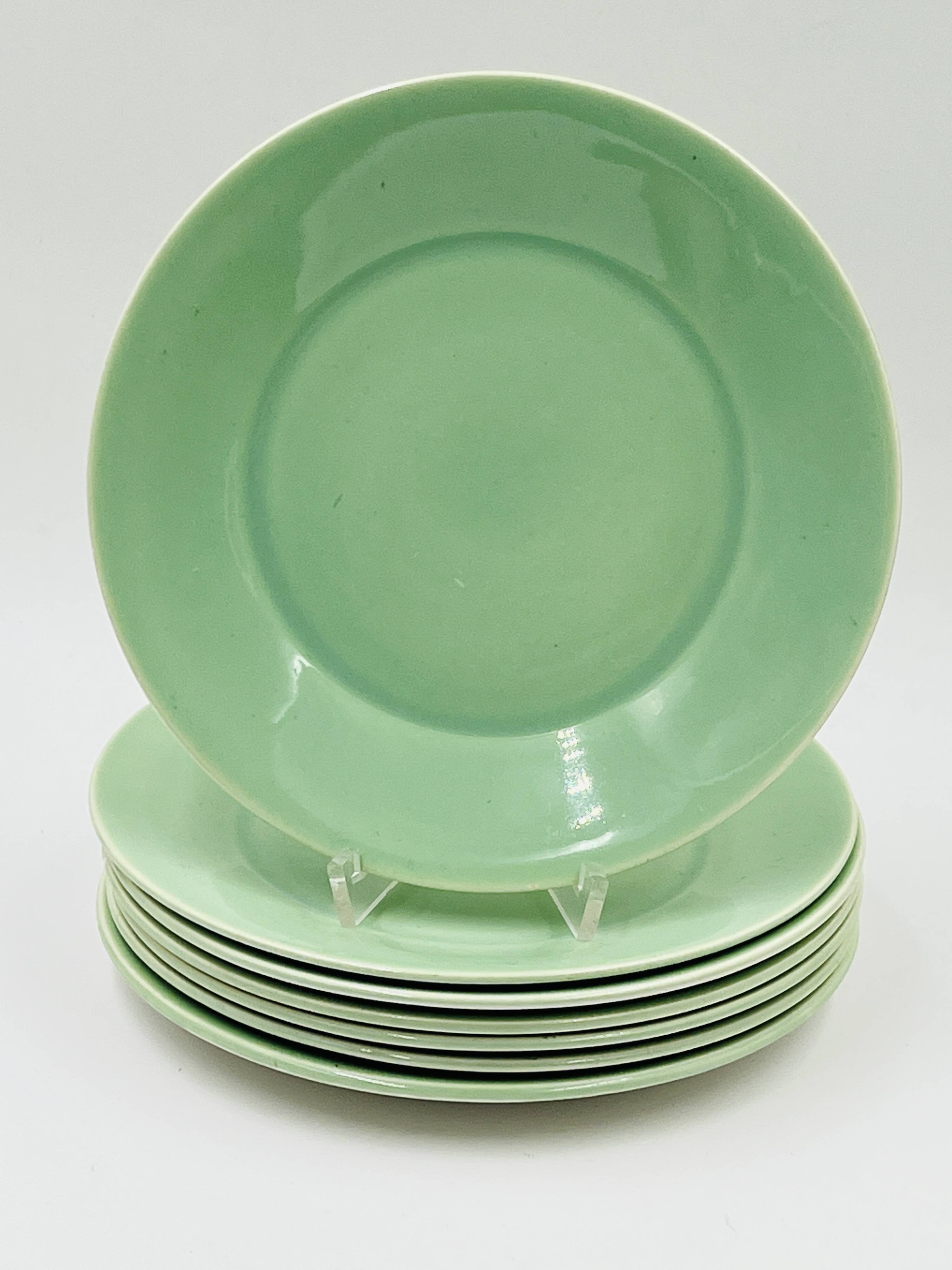 Lot de 7 assiettes a dessert Boch Frères