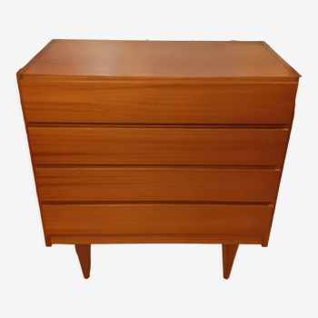 Four-drawer dresser