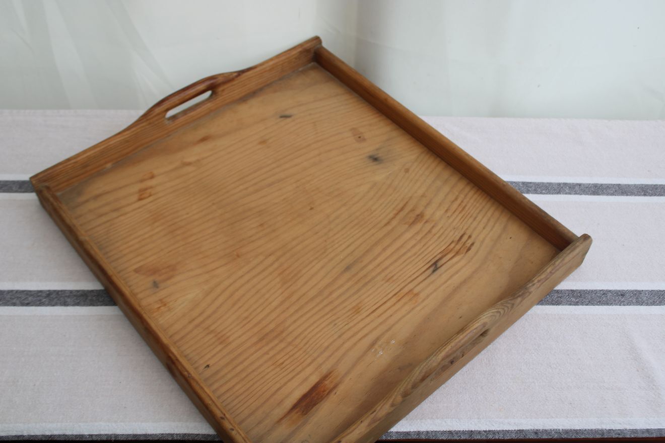 Wooden serving tray