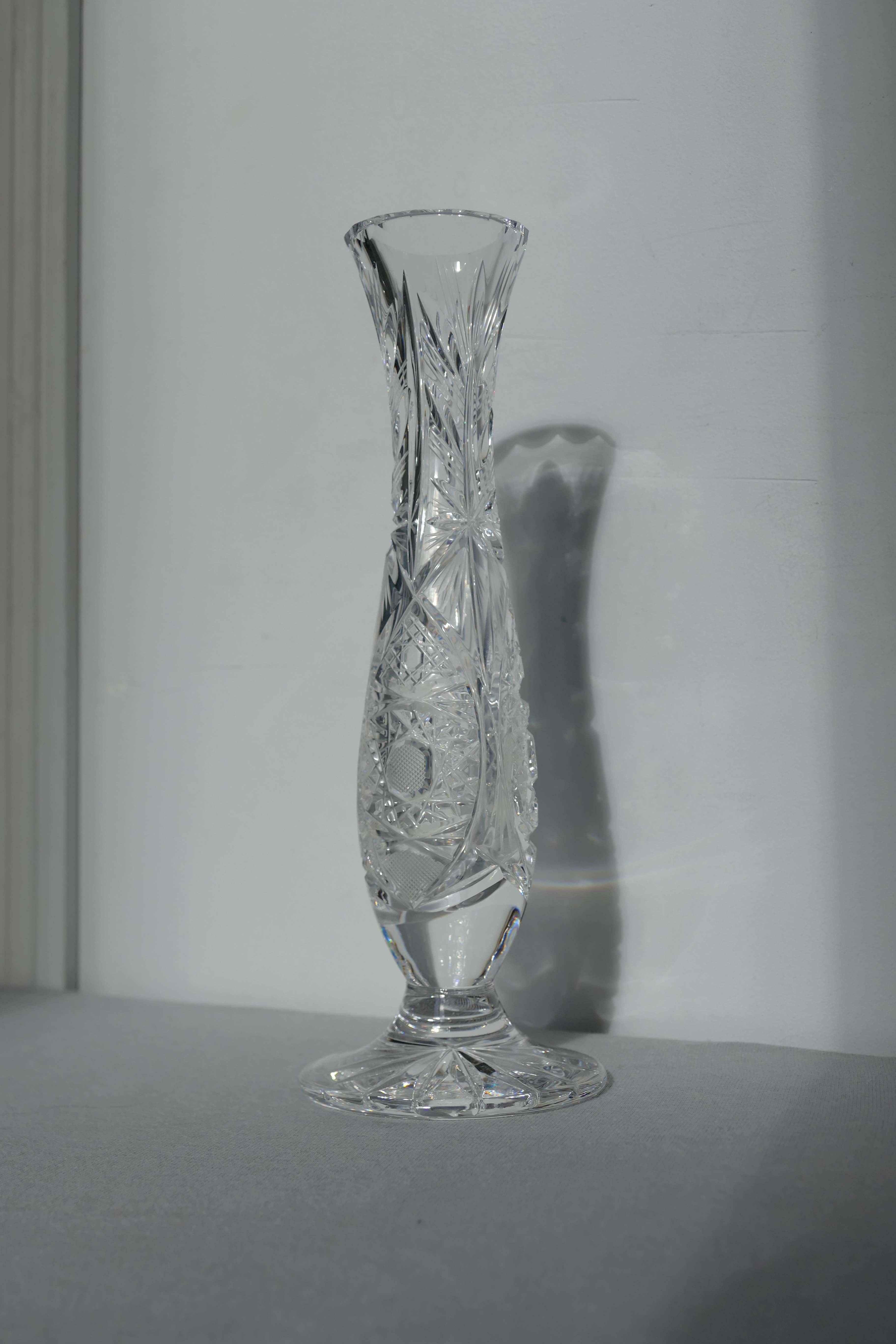 Cut crystal soliflore vase