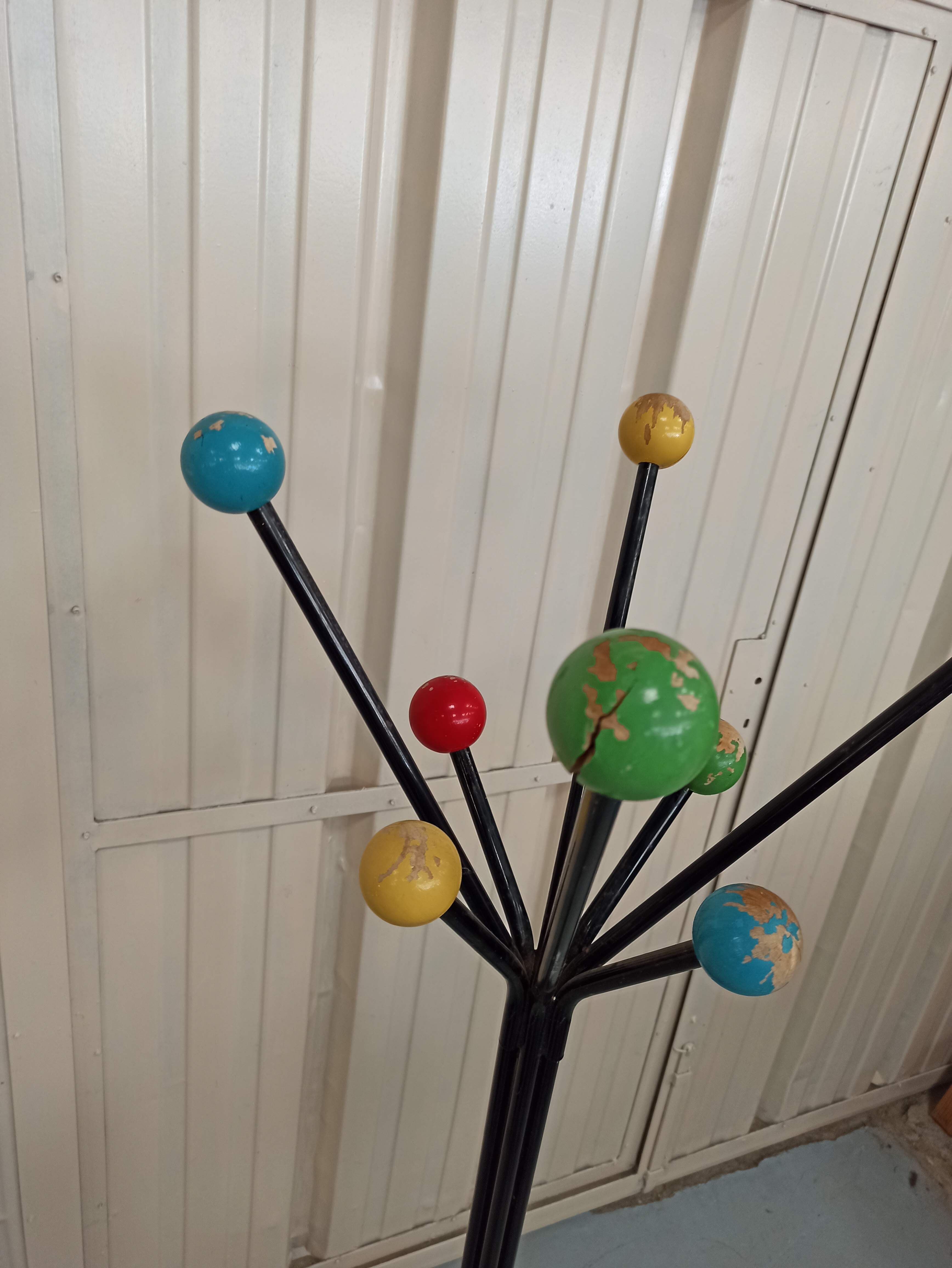 Coat rack parrot locker multicolored balls circa 50