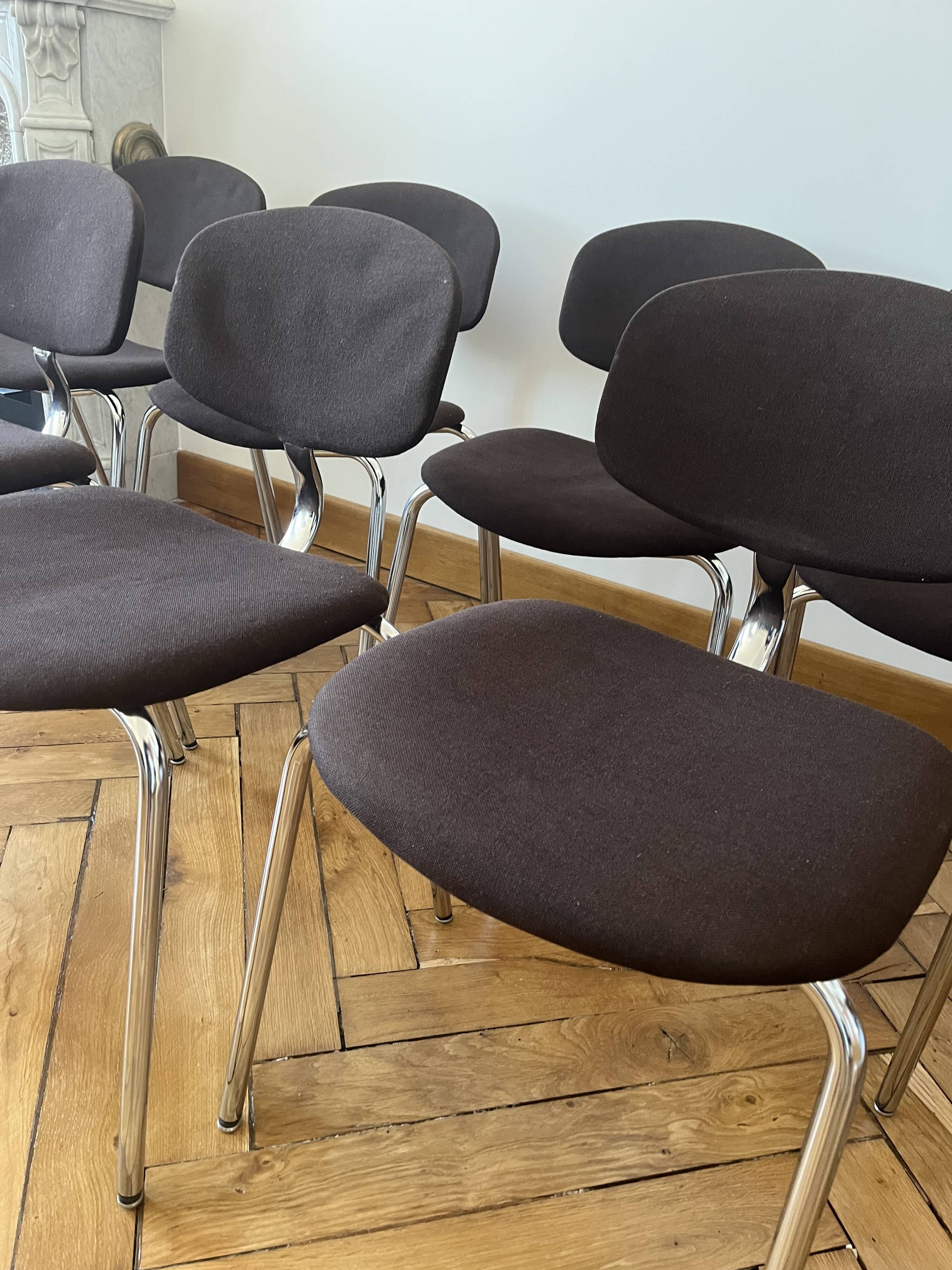 Set of 7 Steelcase Strafor chairs