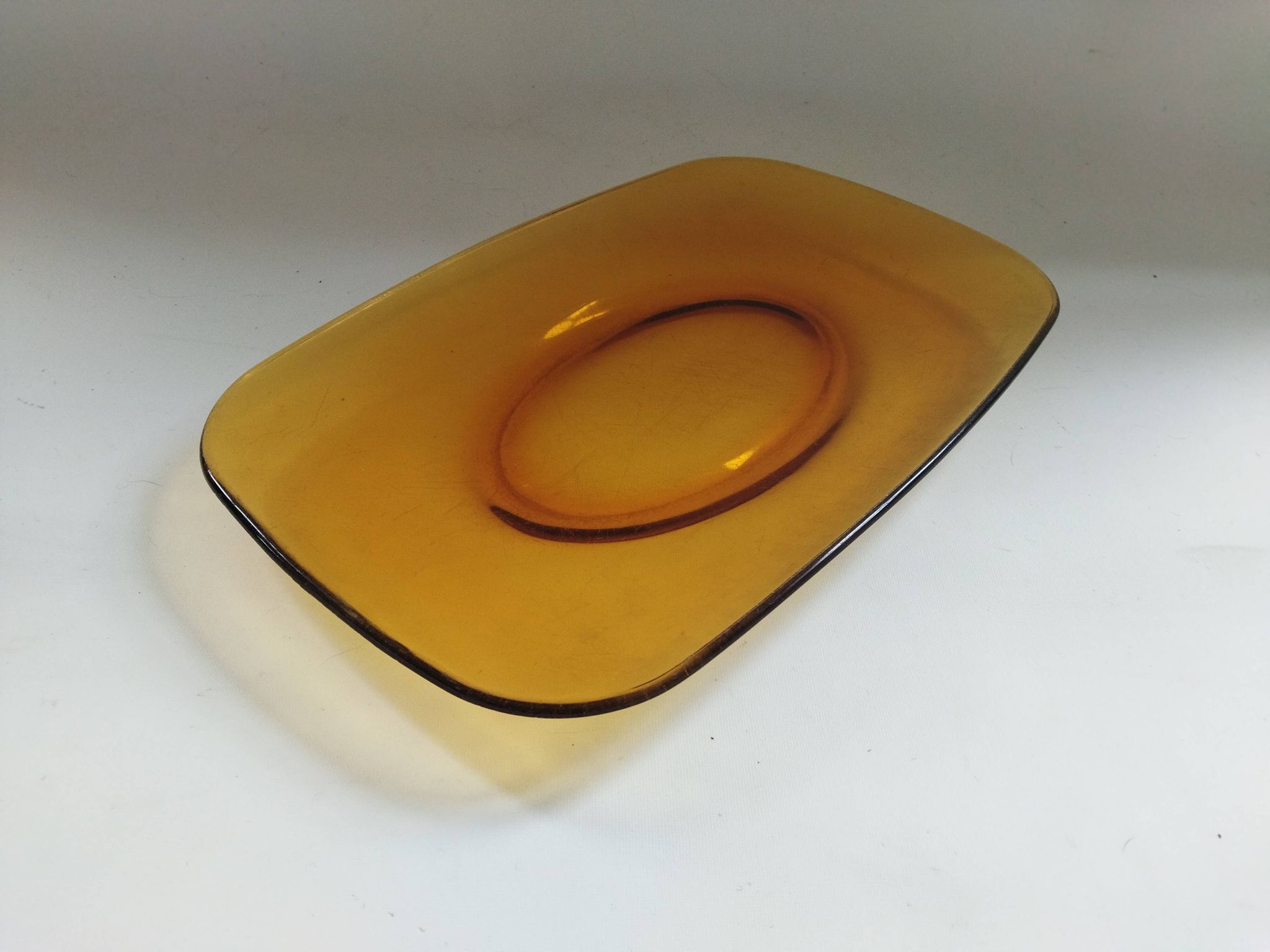 Rectangular plate Vereco amber