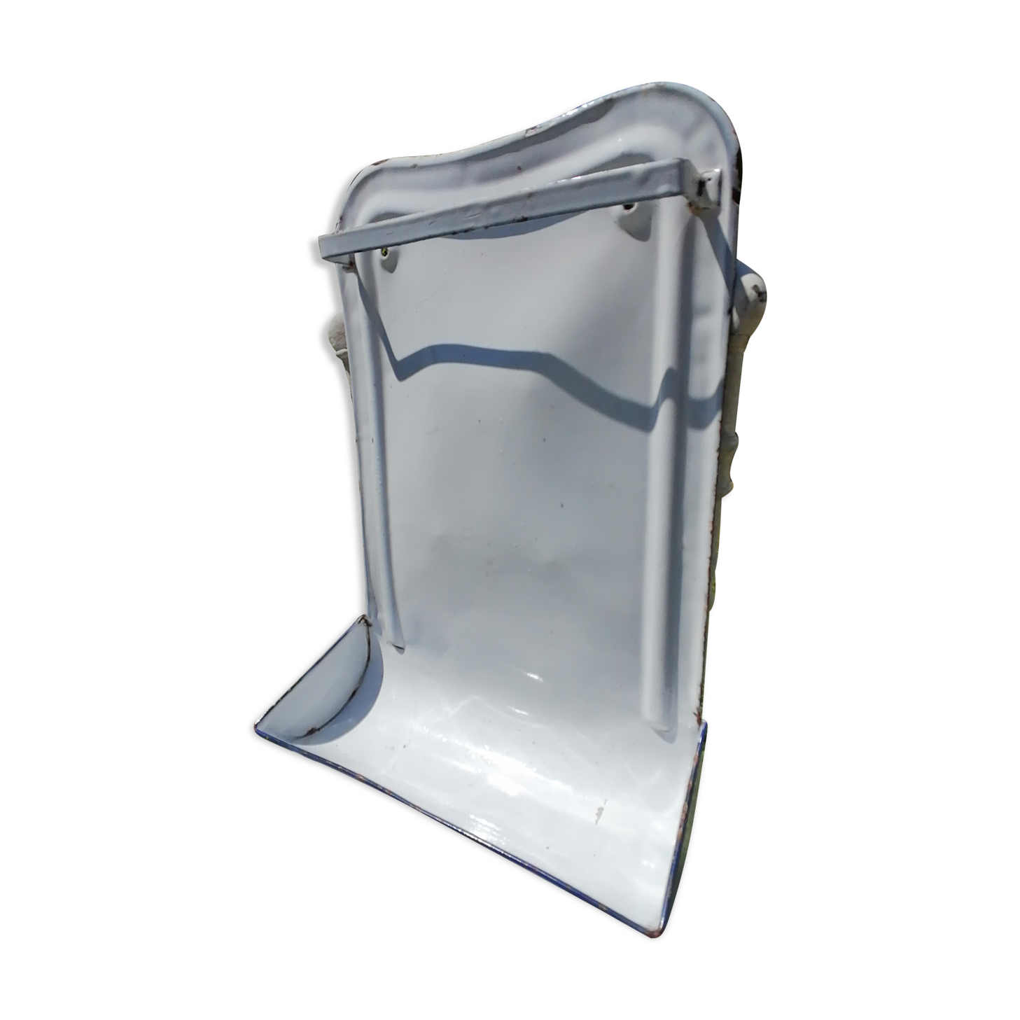 Enamelled sheet metal utensil holder