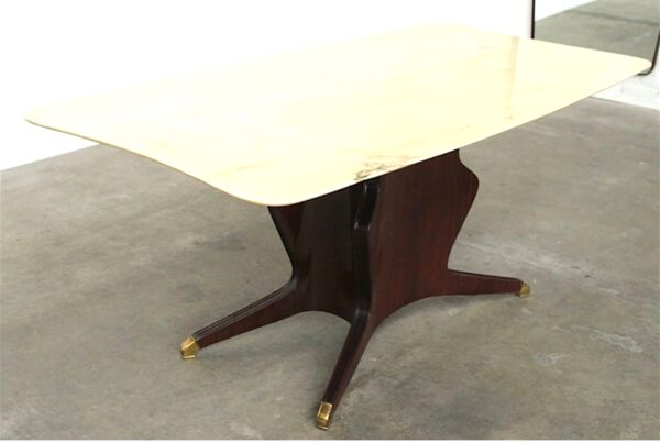 Table onyx