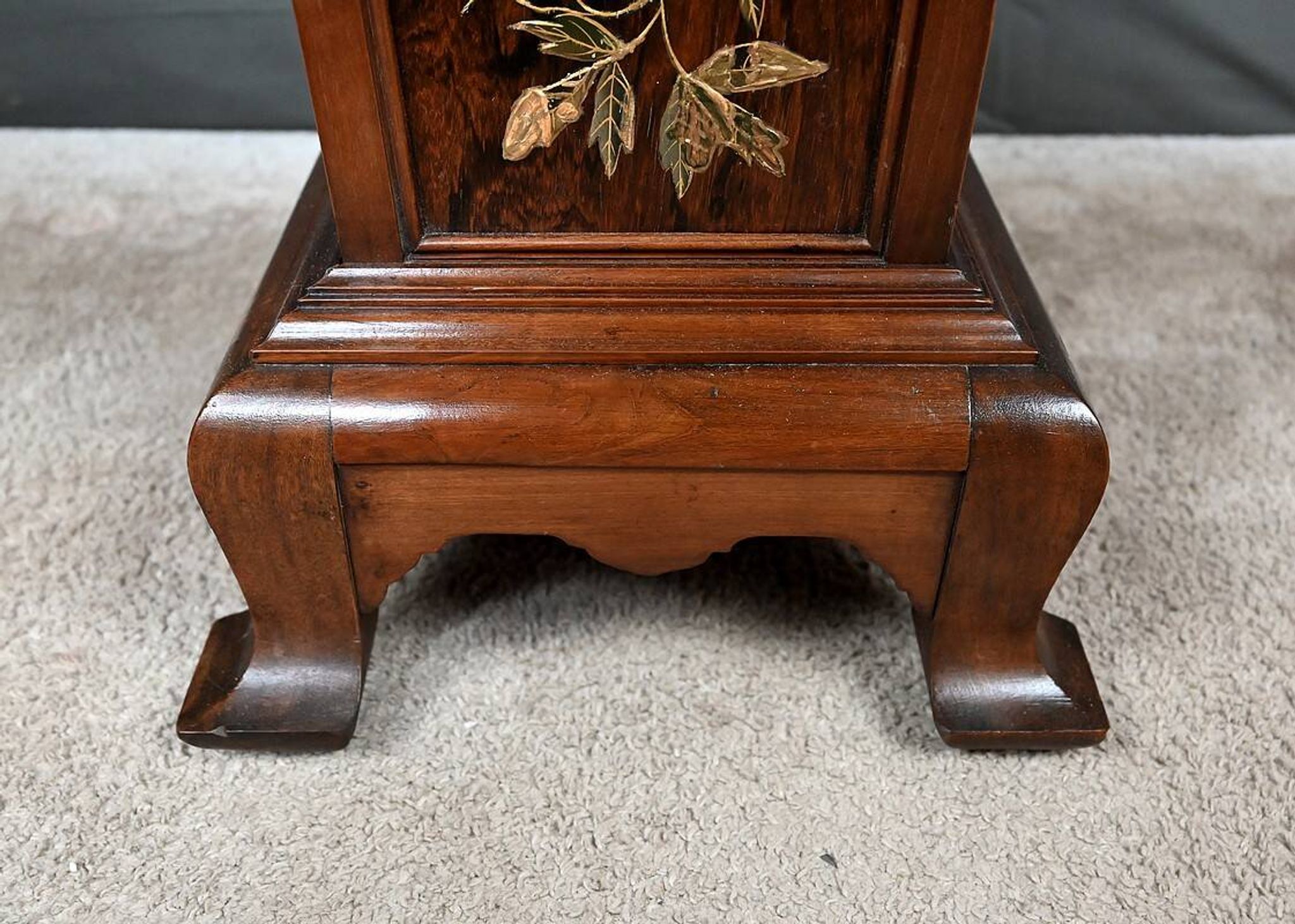 Large Cherry & Walnut Stool, Asian style – Early 20th century