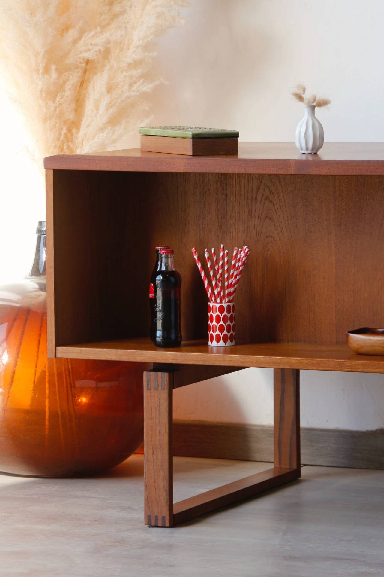 Bureau freestanding teck scandinave années 60 | Dyrlund