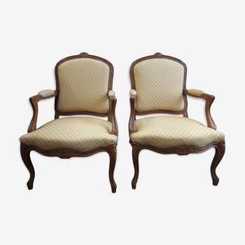 Paire de fauteuils style Louis XVI