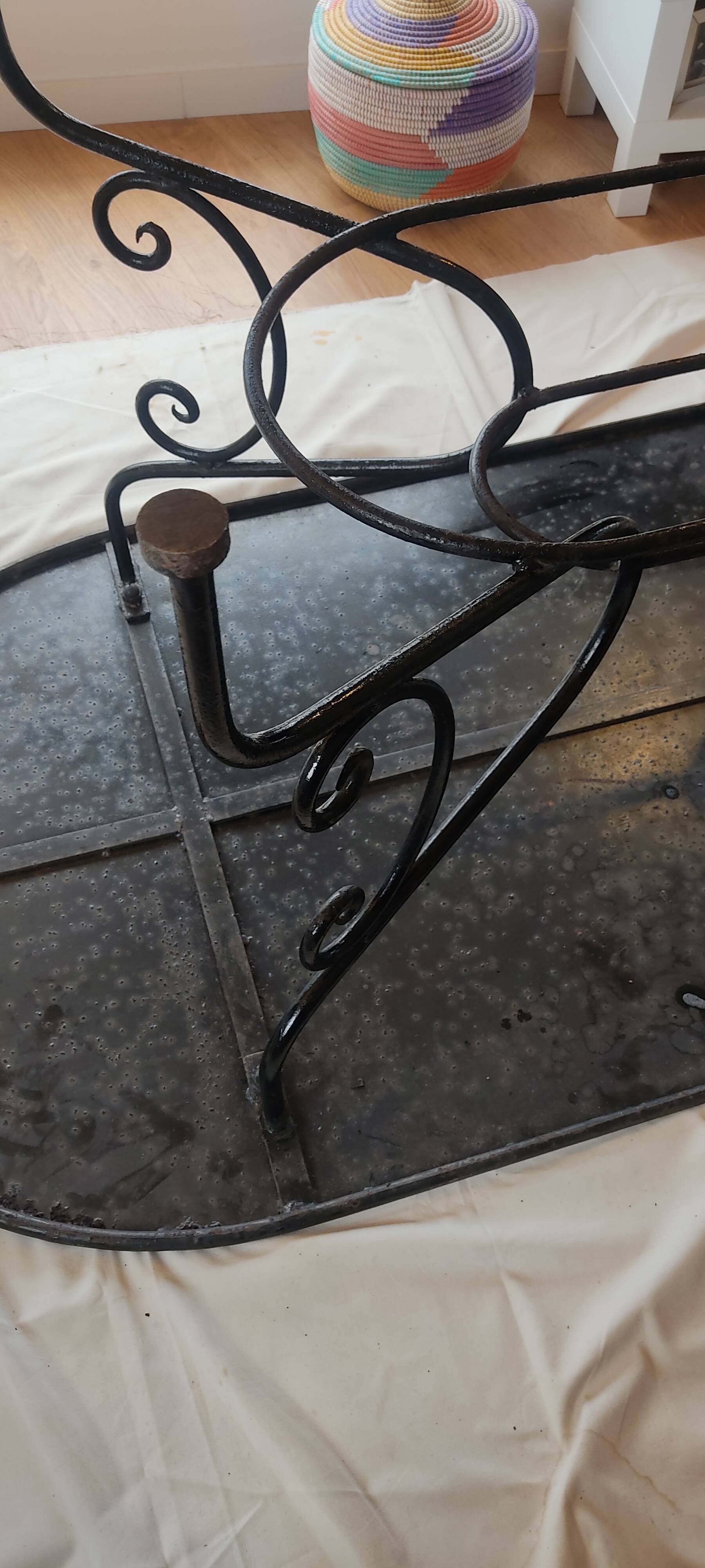 Table de jardin en métal