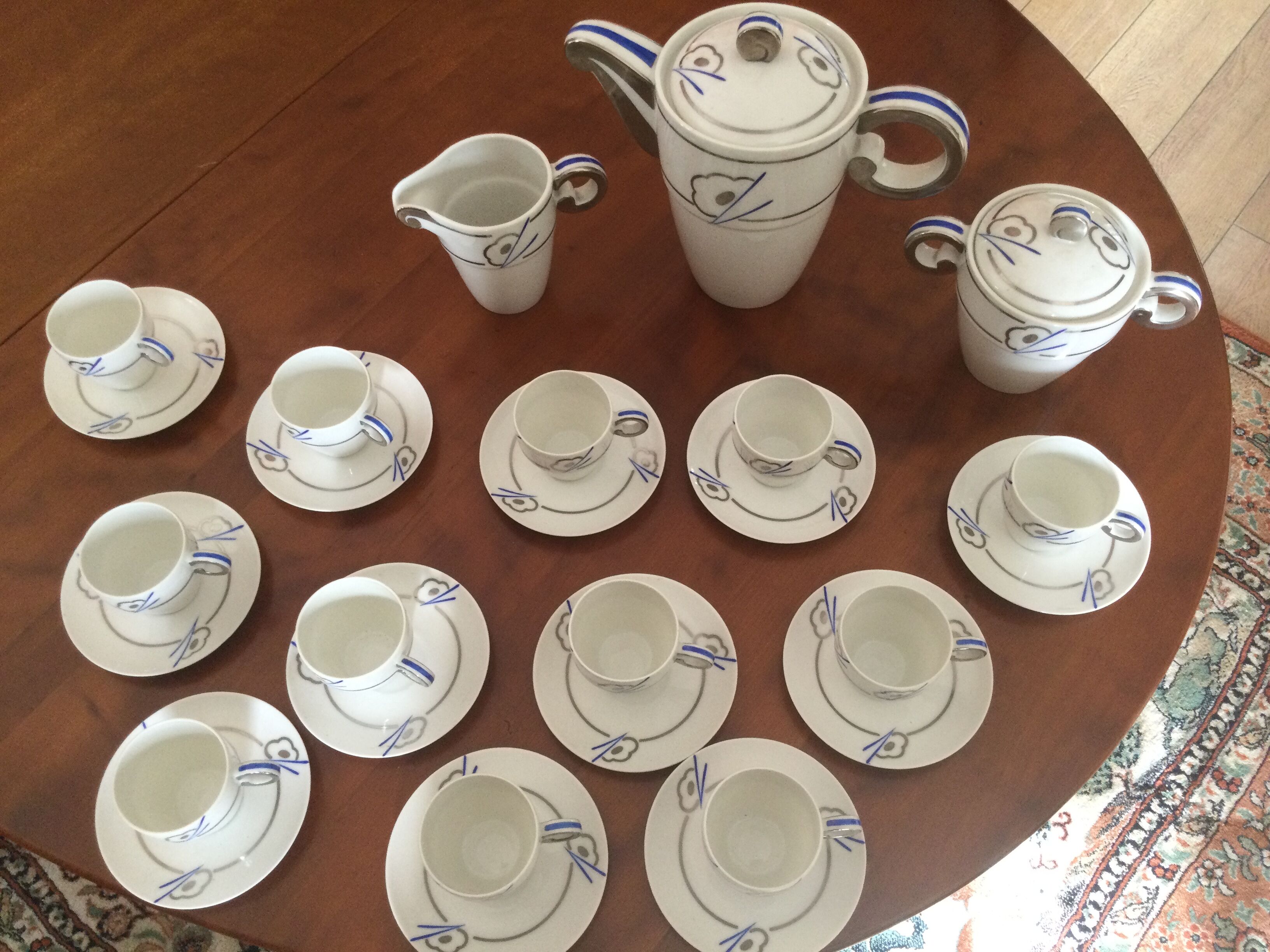 15-piece Limoges porcelain coffee set in art deco style