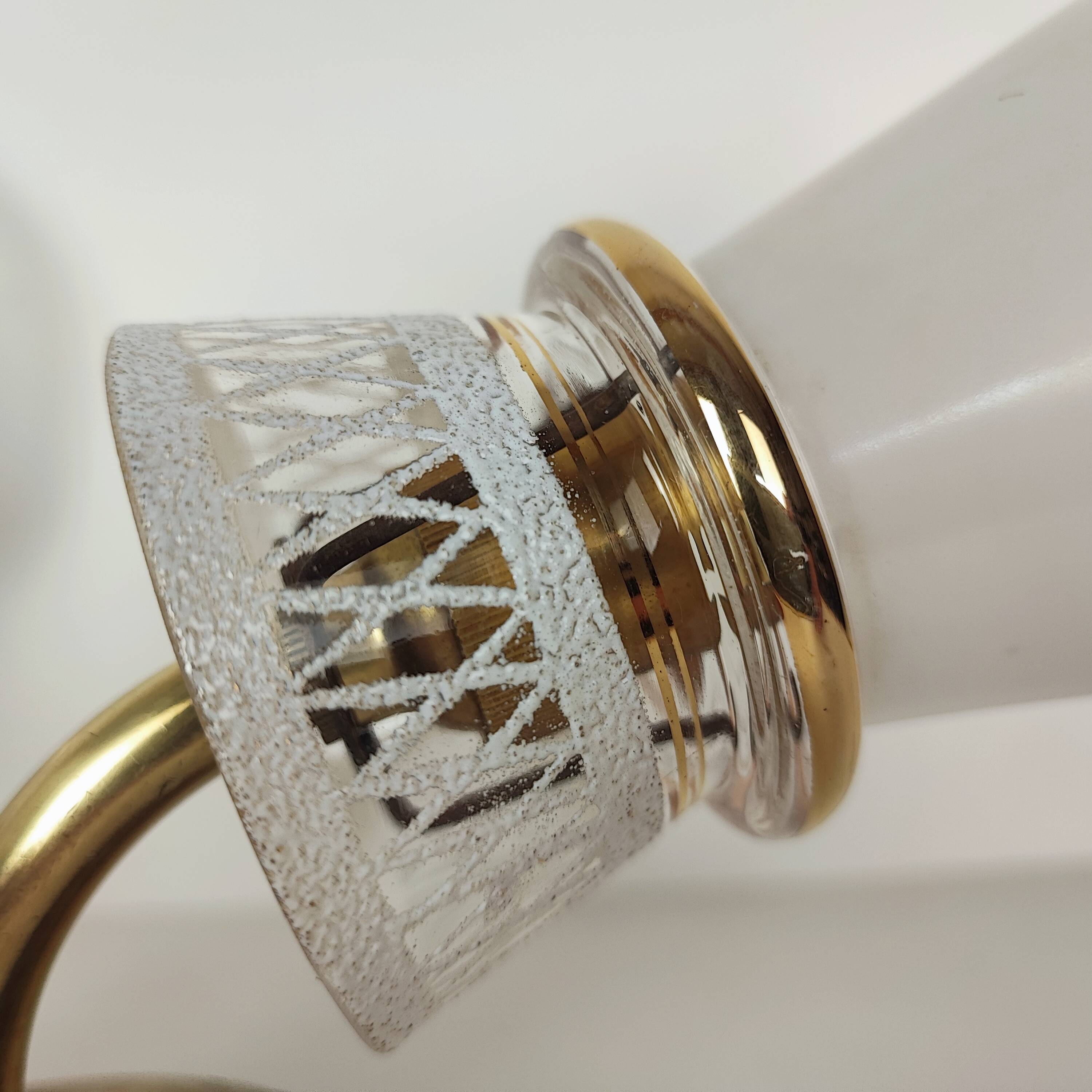 Pair of 50' wall lights