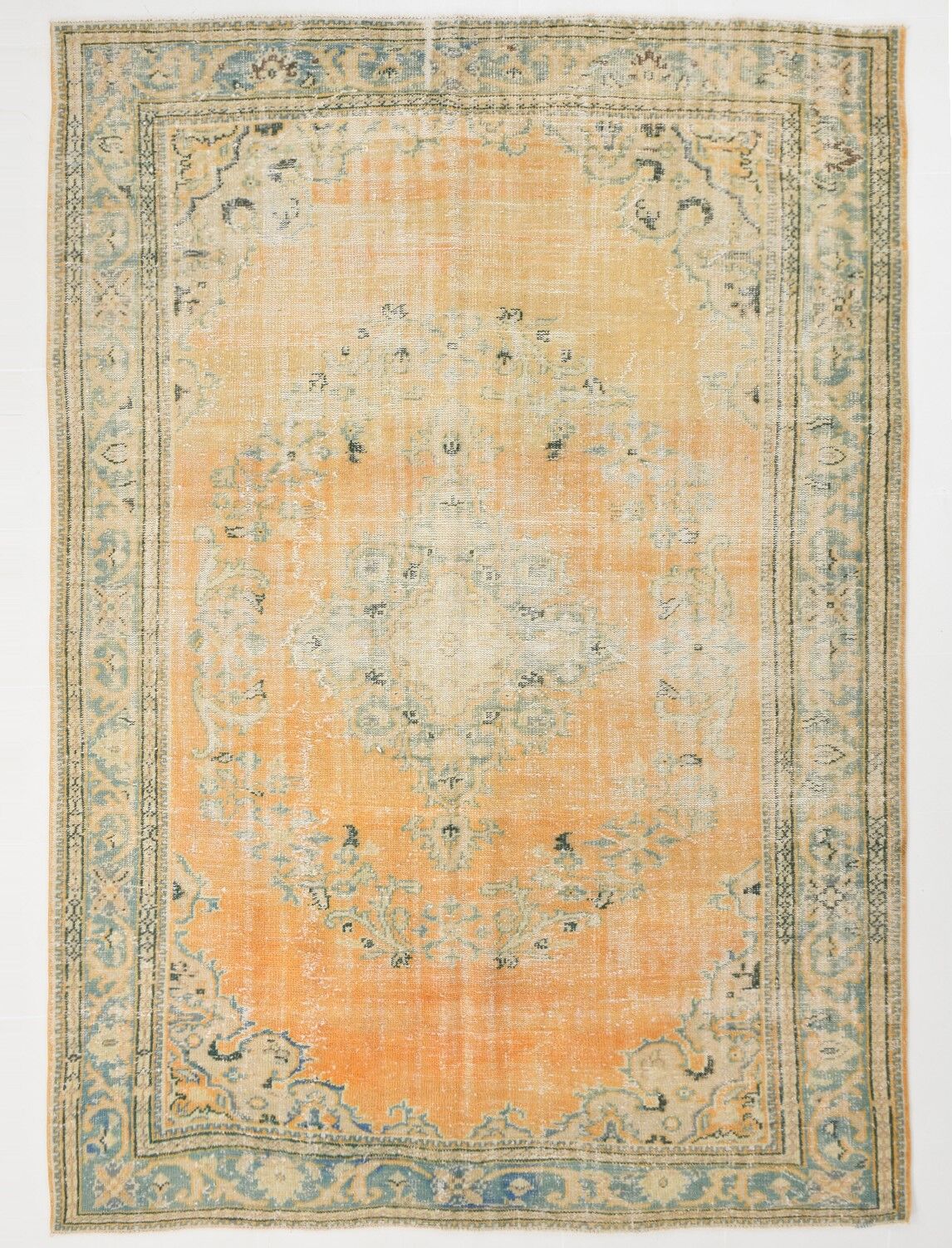 Oversize handmade rug 303x217cm