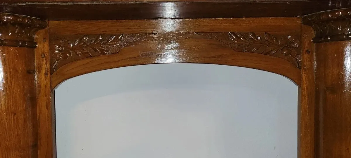 Cheminée architecturale en bois massif, datant du XIXᵉ siècle