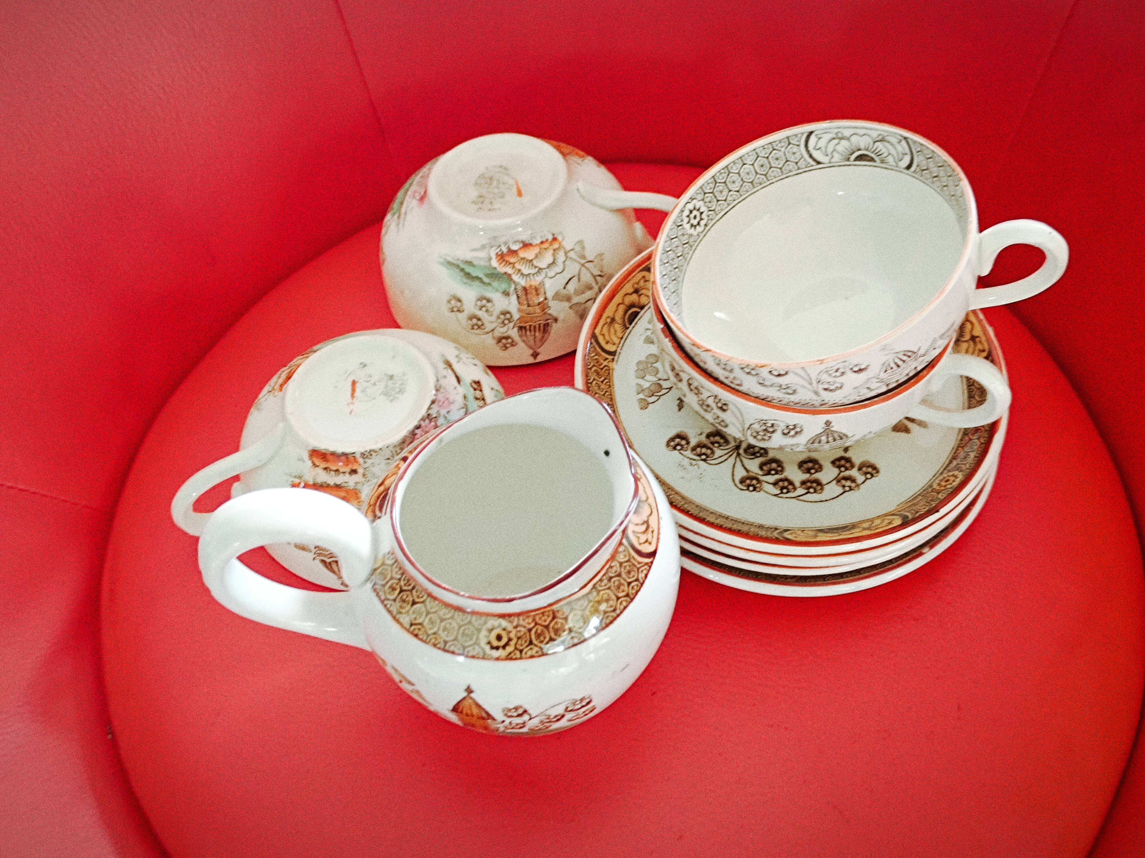 4 Badonviller tea cups with saucers, Tokio model + milk jug.