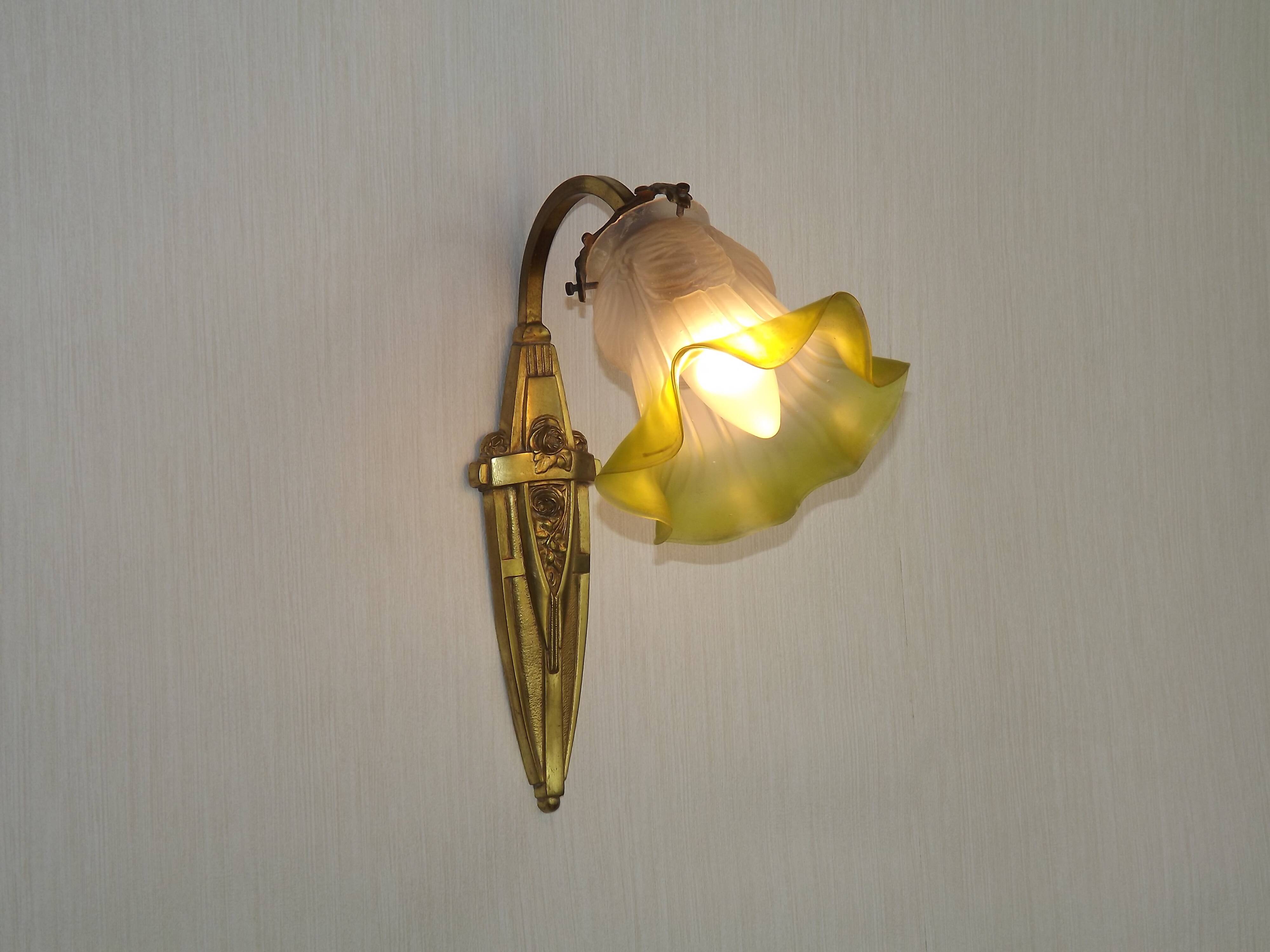 French Art Deco Brass Single Wall Light Rose Bud White & Green Shade 5507