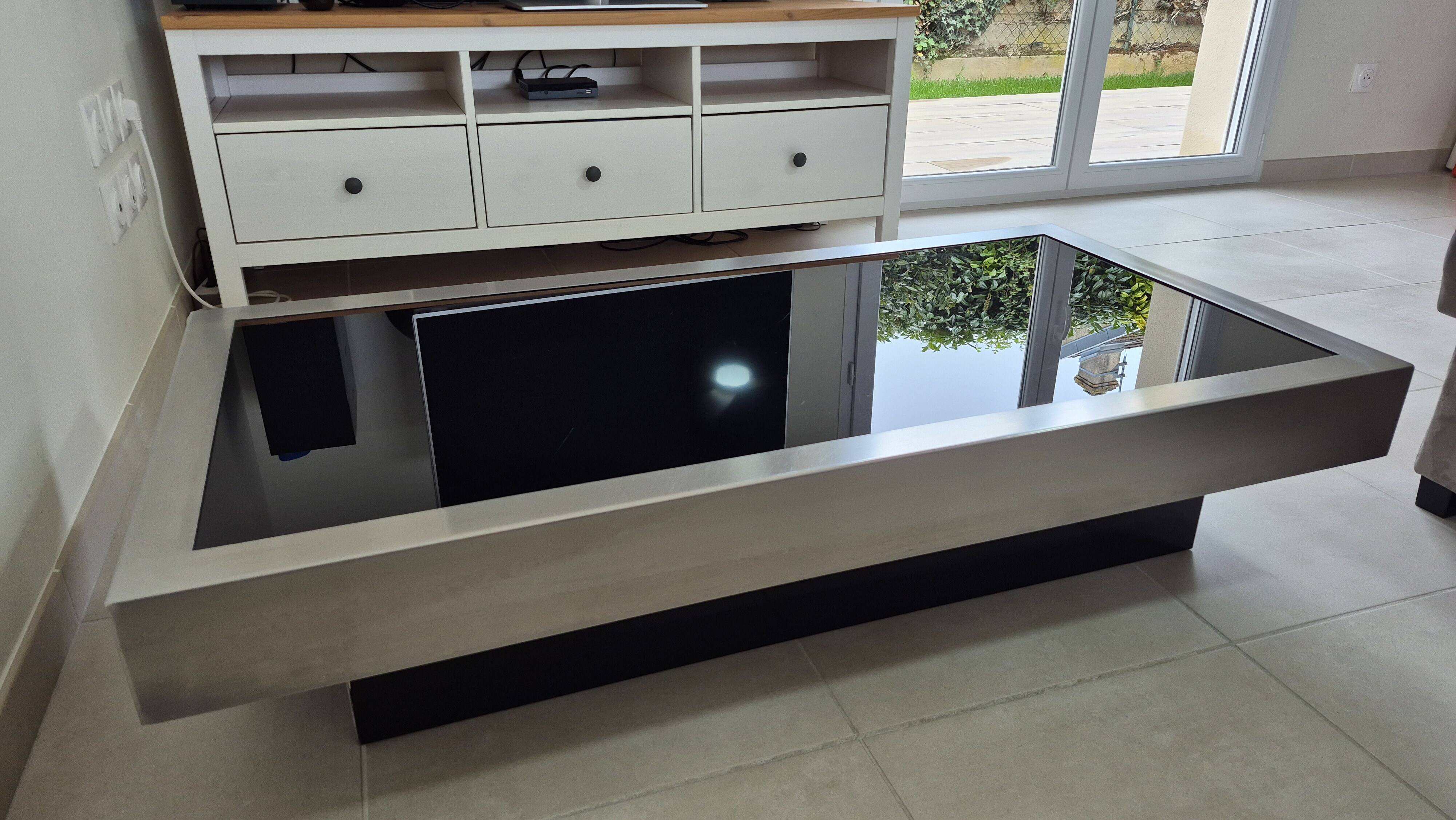 Willy Rizzo coffee table