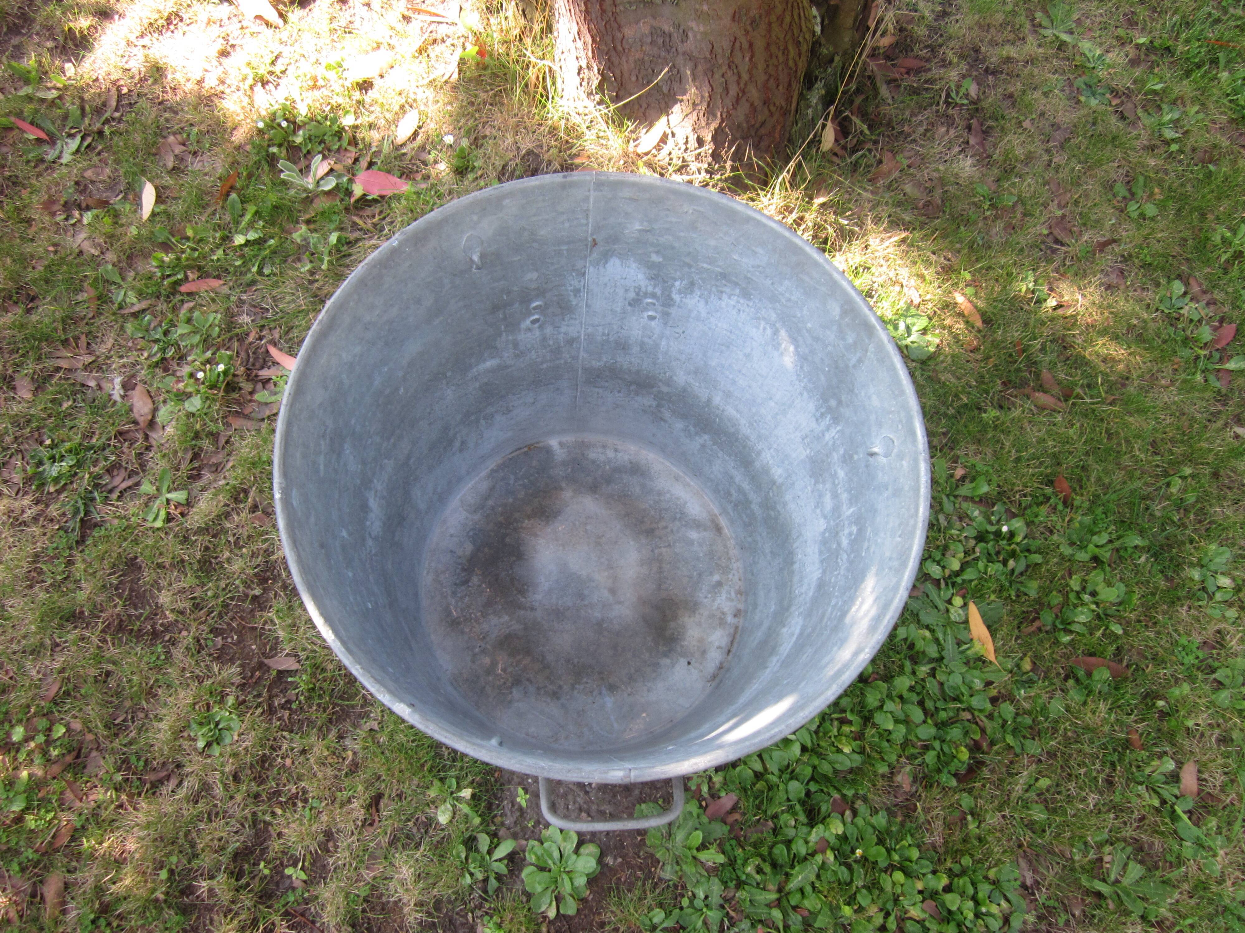 Zinc basin