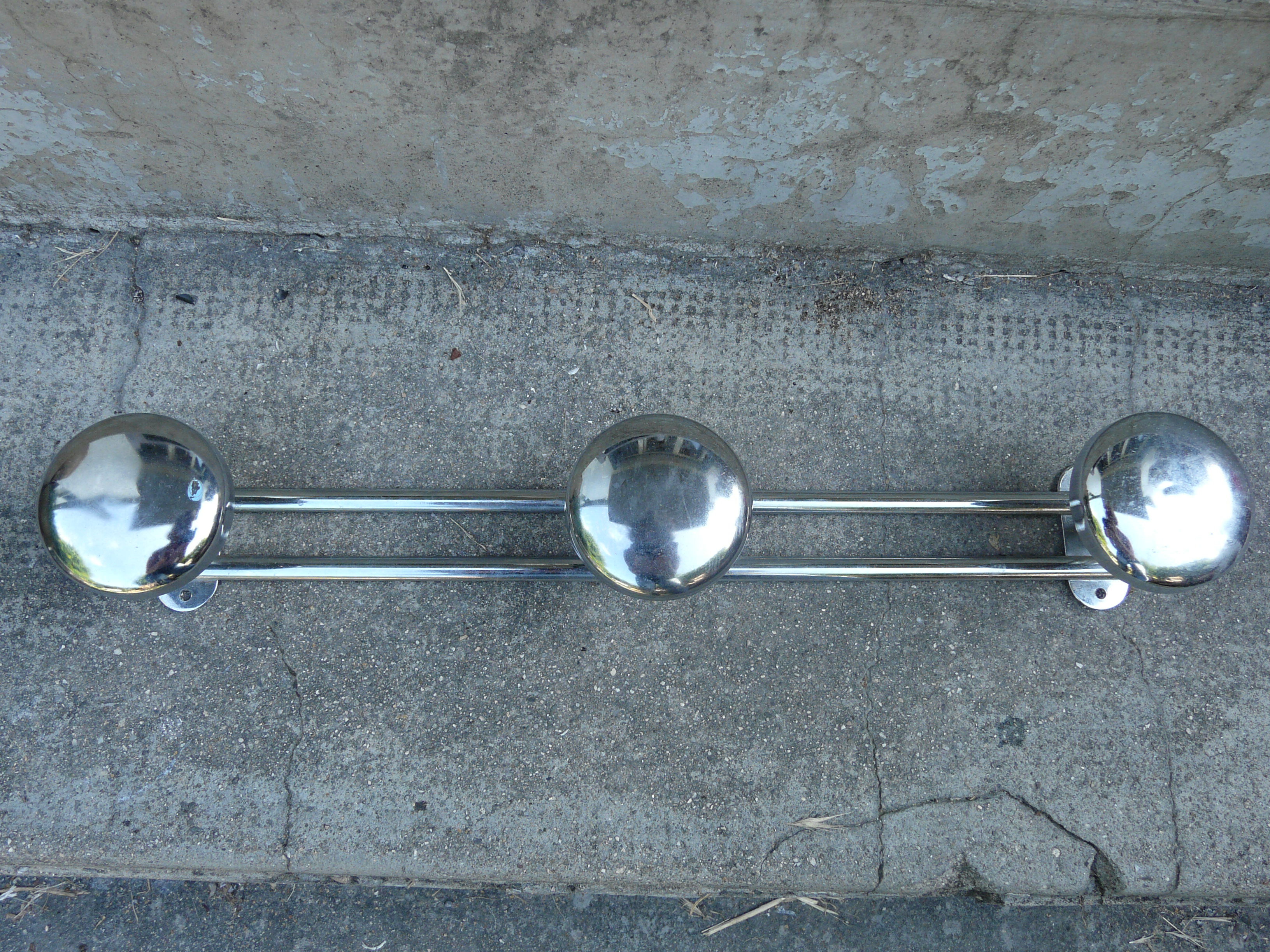 Coat rack in chromed steel 3 hooks 70s