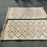 Paire de tapis nord africains de style Berbere  , beiges