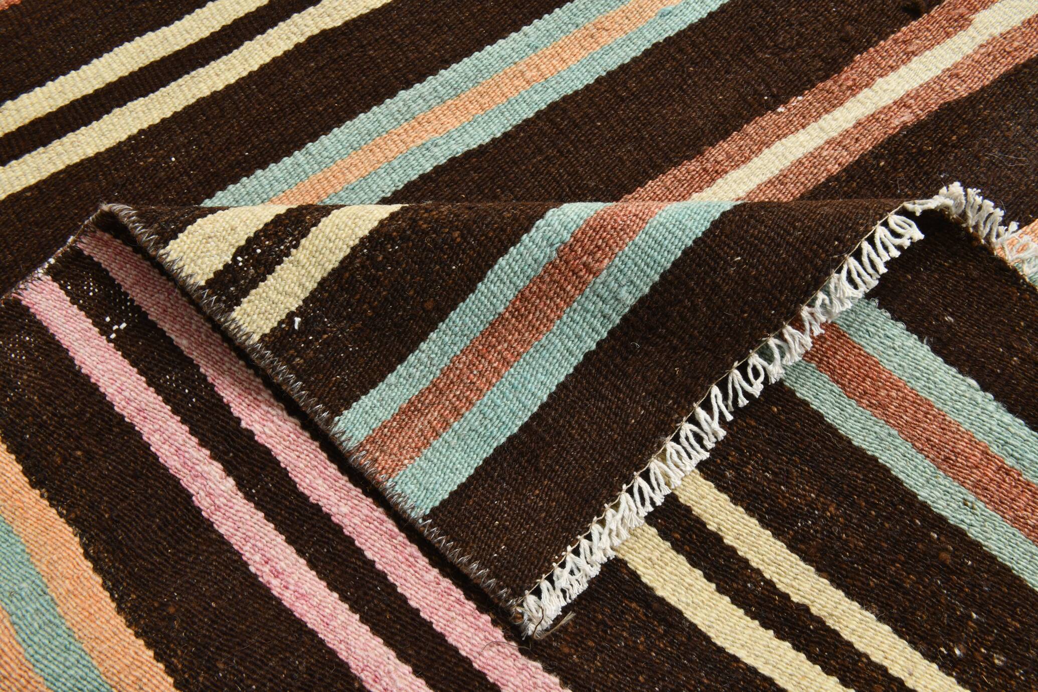 Tapis Kilim à rayures marron et beige