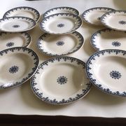 10 assiettes  plates terre de fer et 2  creuses  service gagny