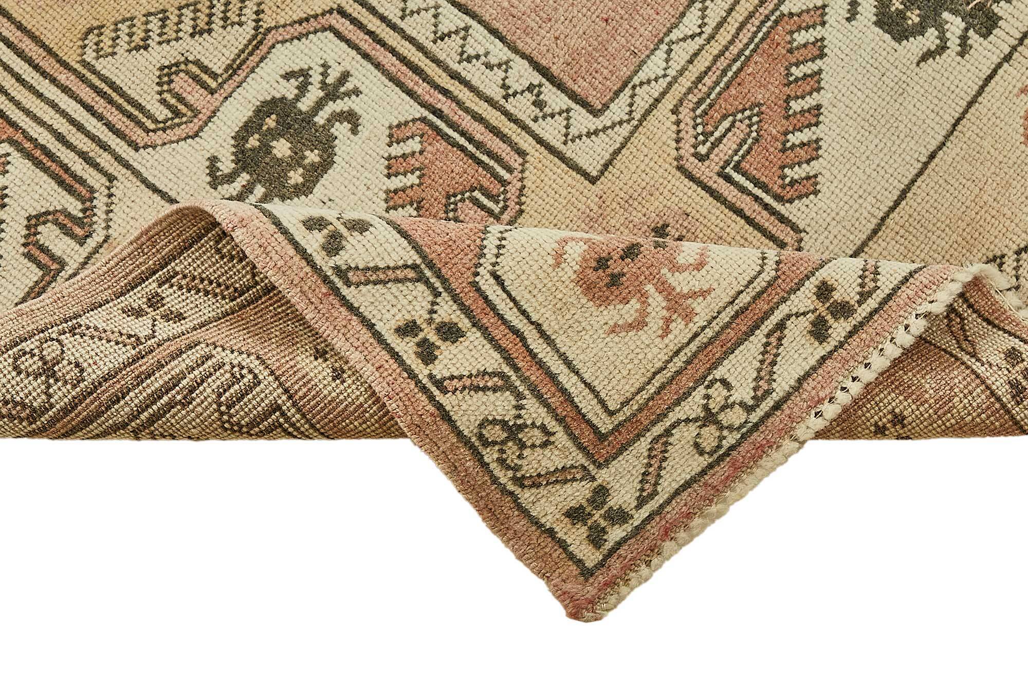 Turkish Vintage Anatolian Rug 126 cm x 194 cm