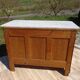Commode en noyer de style et époque Louis Philippe