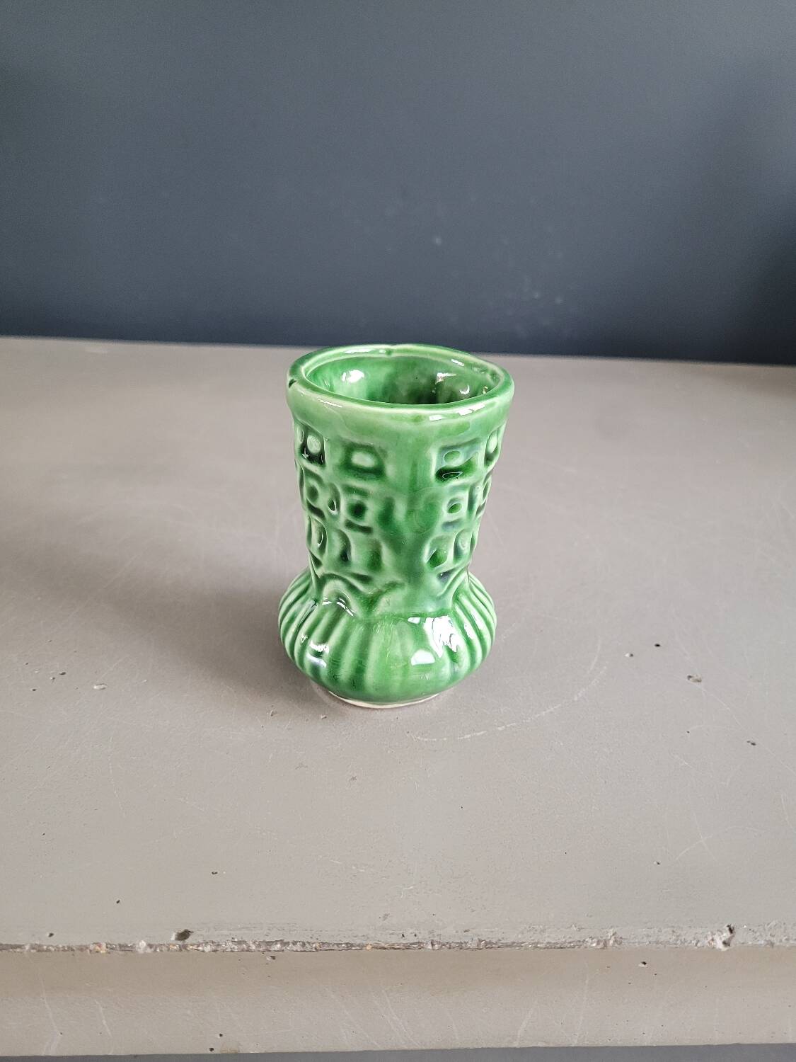 Small vintage green patterned vase