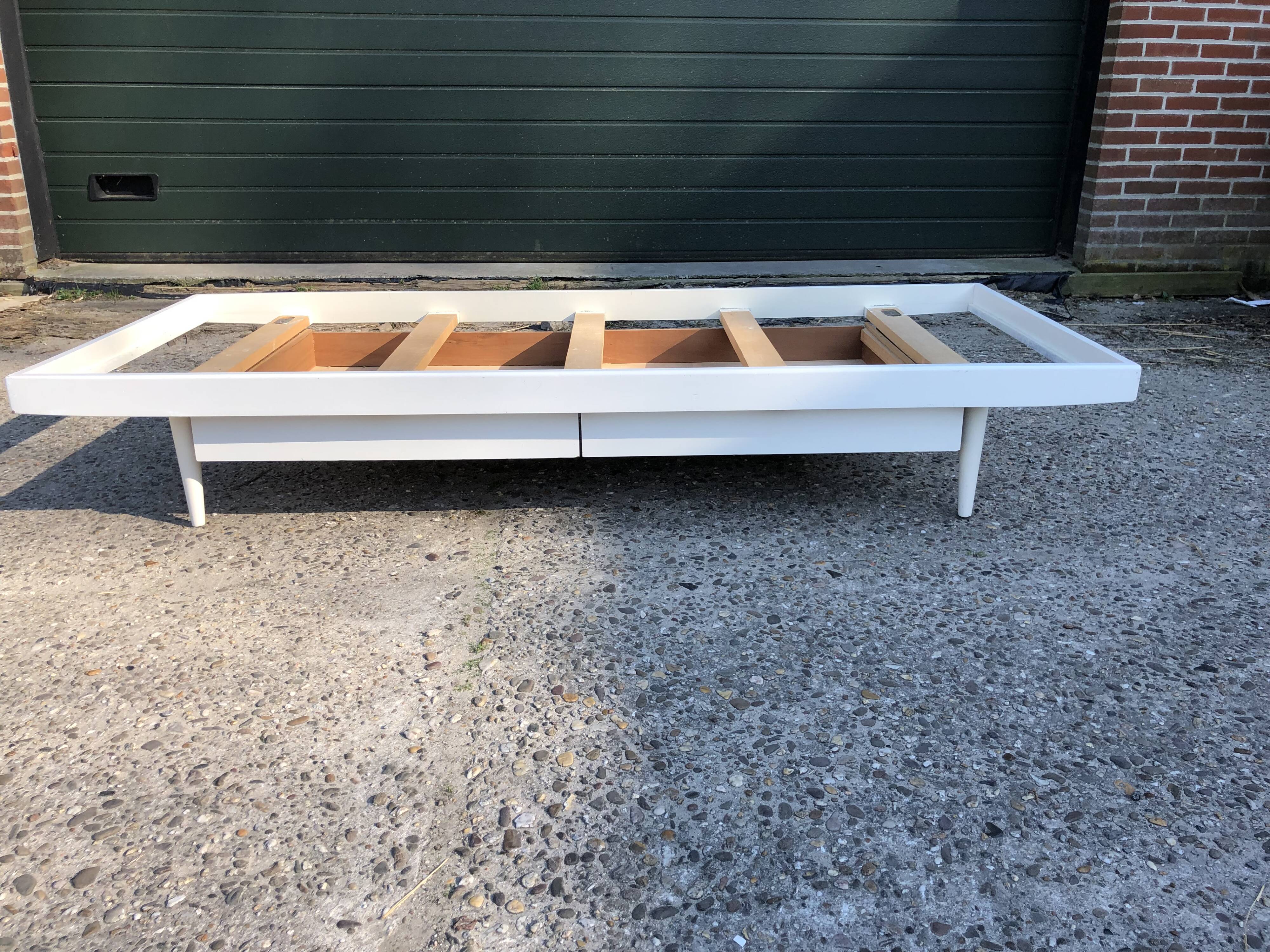 Vintage teak meridian