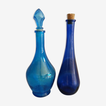 Lot 2 bouteilles verre bleu