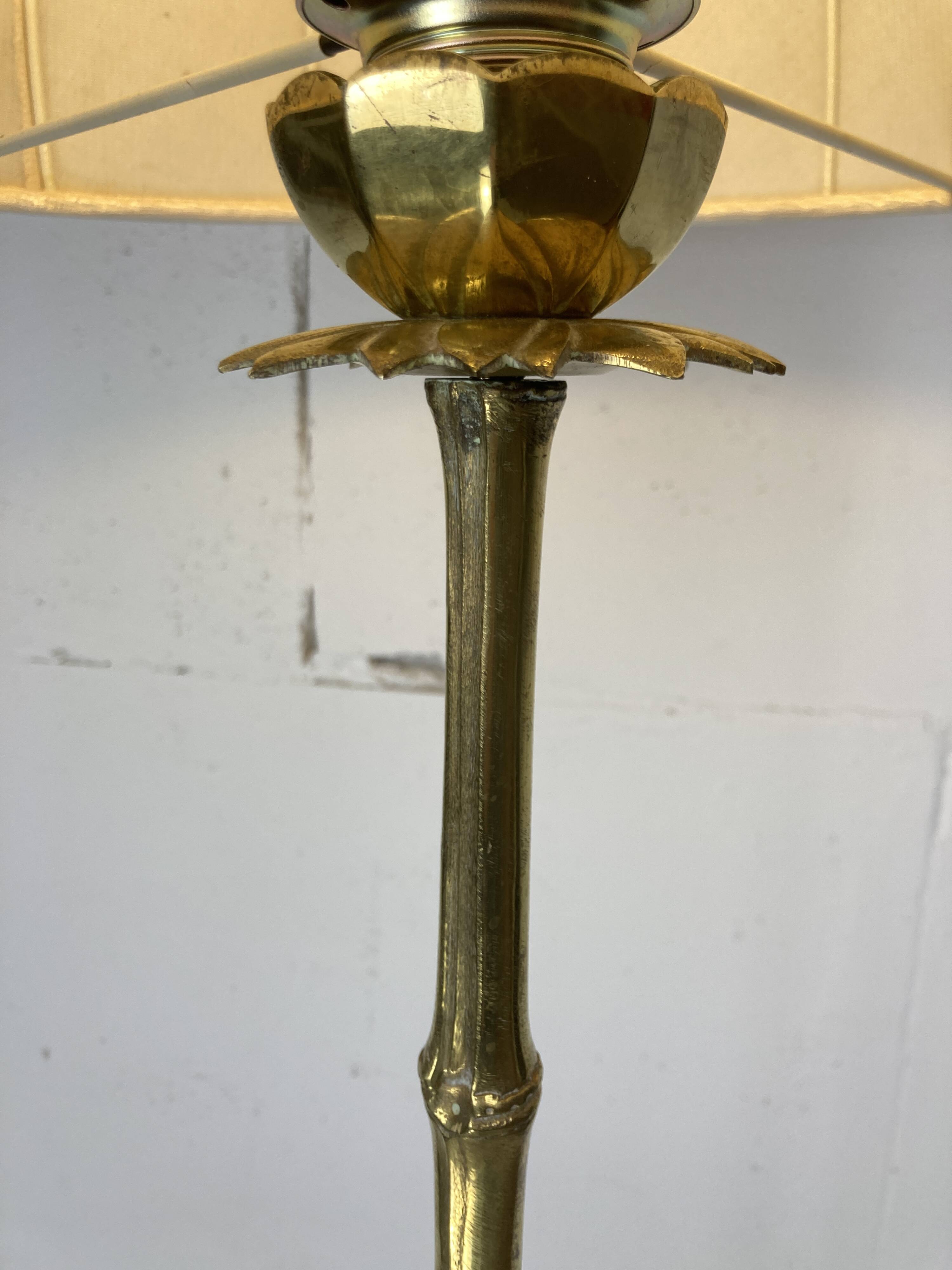 Lampadaire en laiton et imitation bambou avec abat-jour champignon, France, années 1950