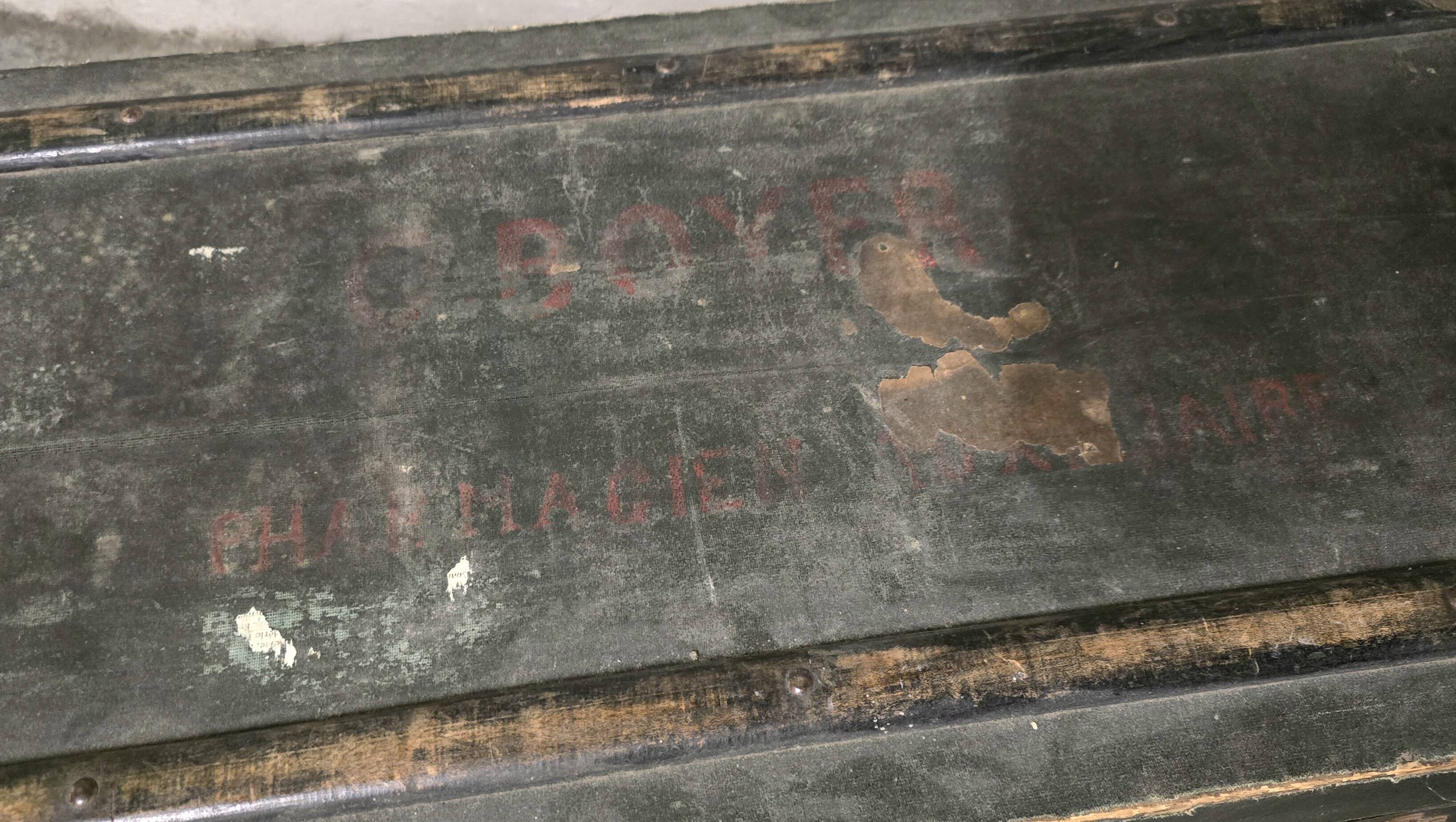 Antique wooden and metal trunk – Industrial/military style